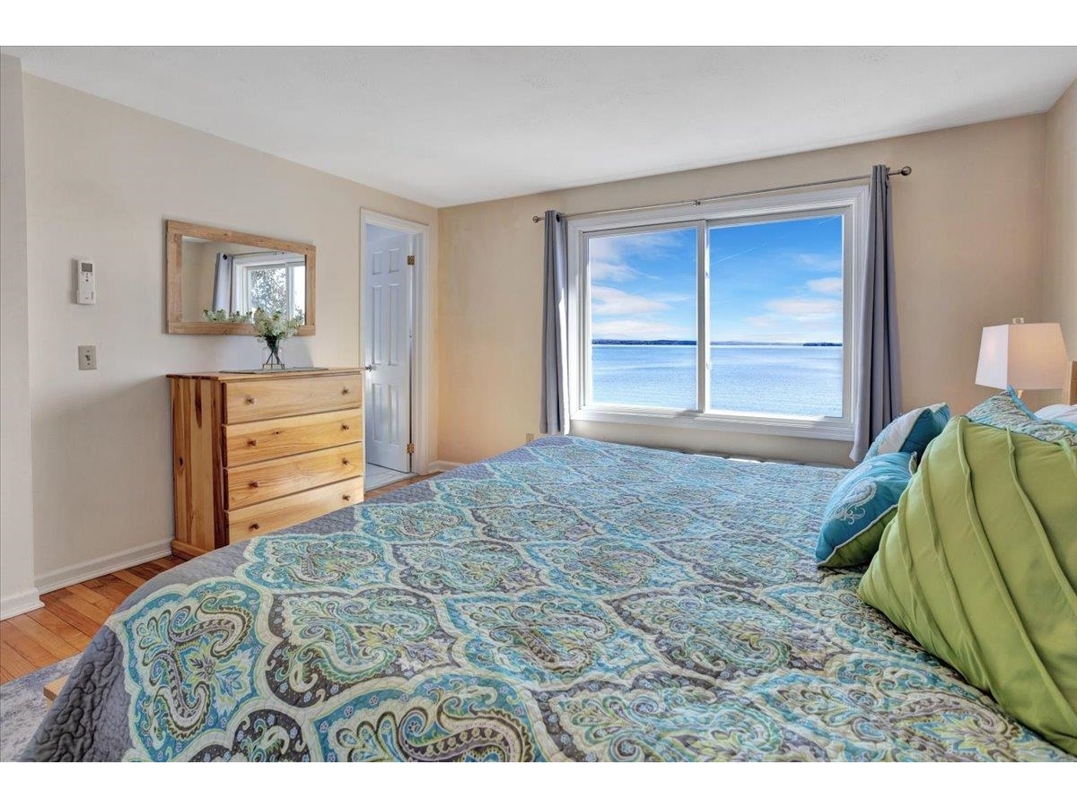 283 Appletree Point