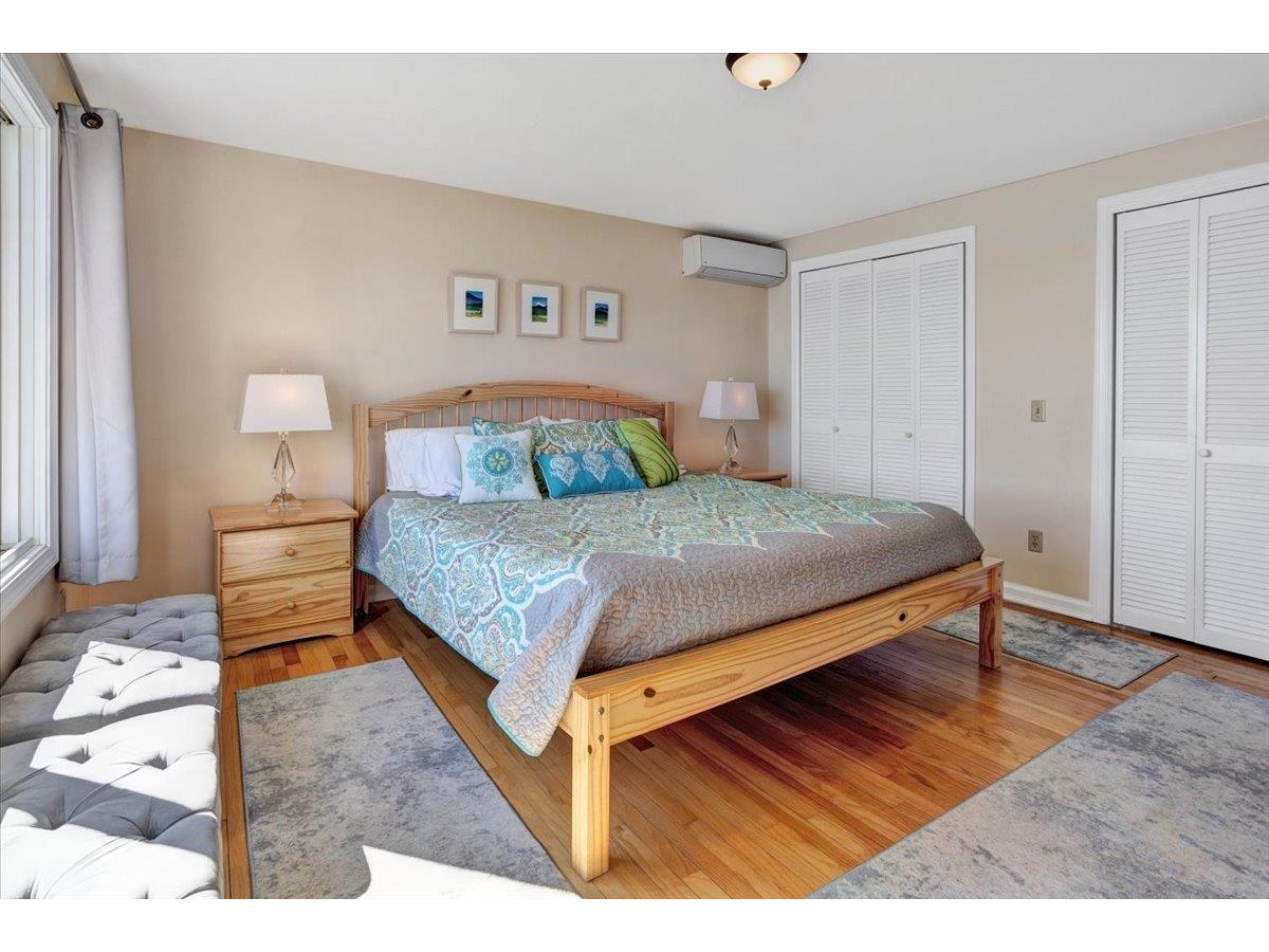 283 Appletree Point