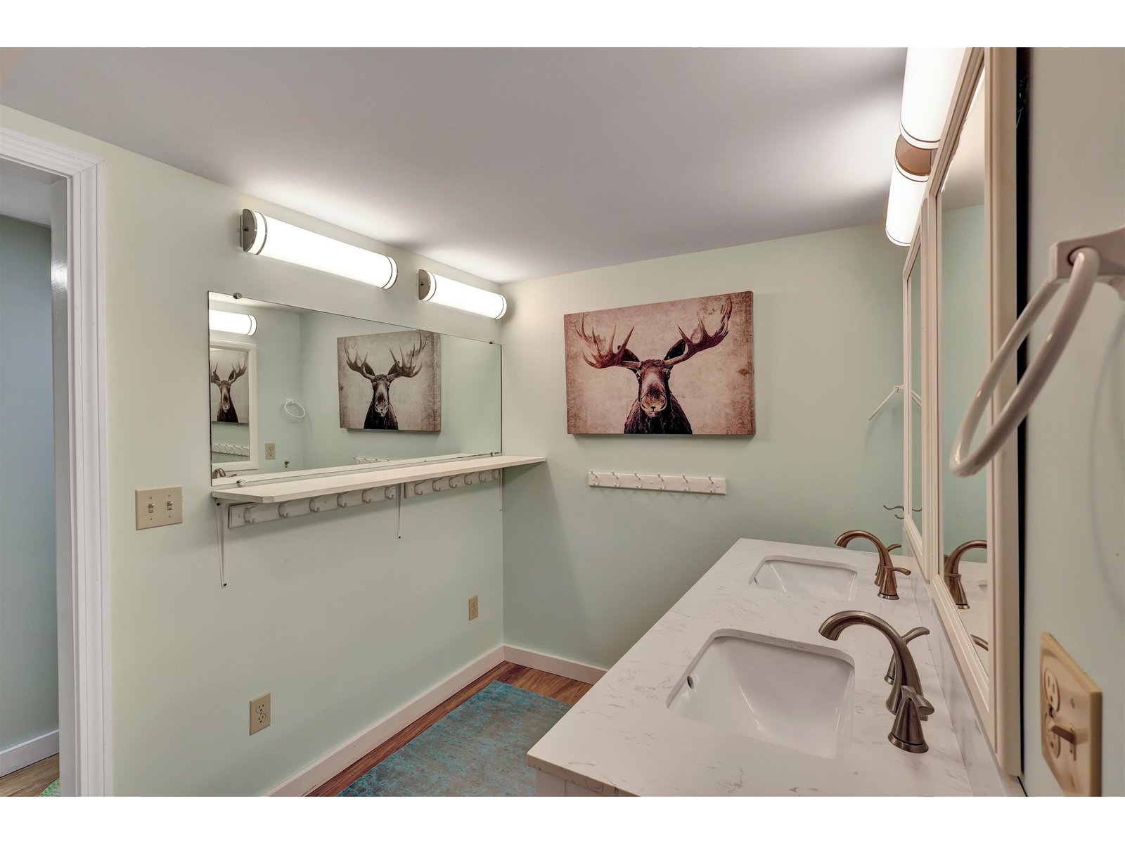 283 Appletree Point