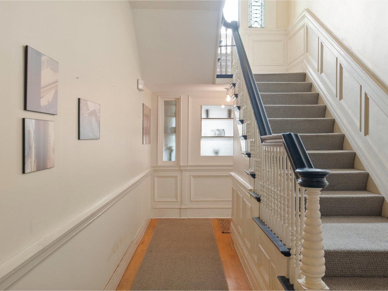 Common Entry Area/Staircase
