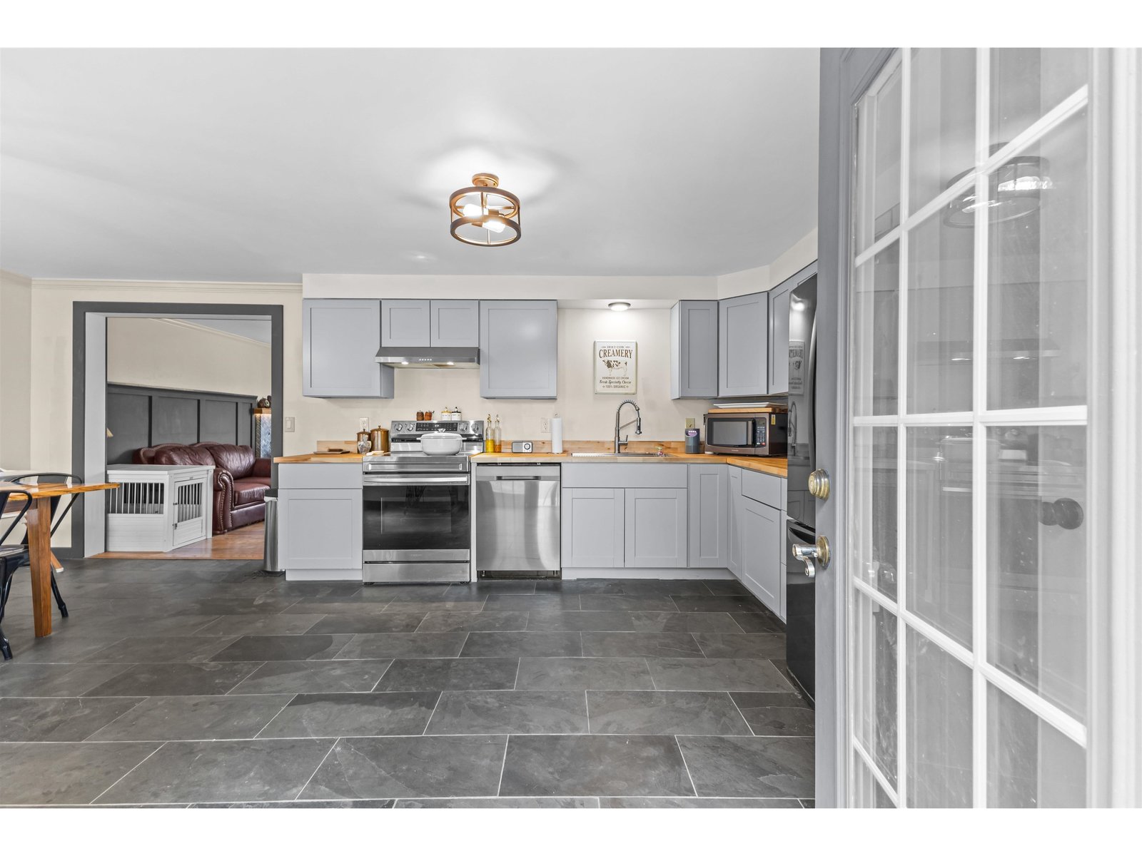 Welcome home to this renovated kitchen.