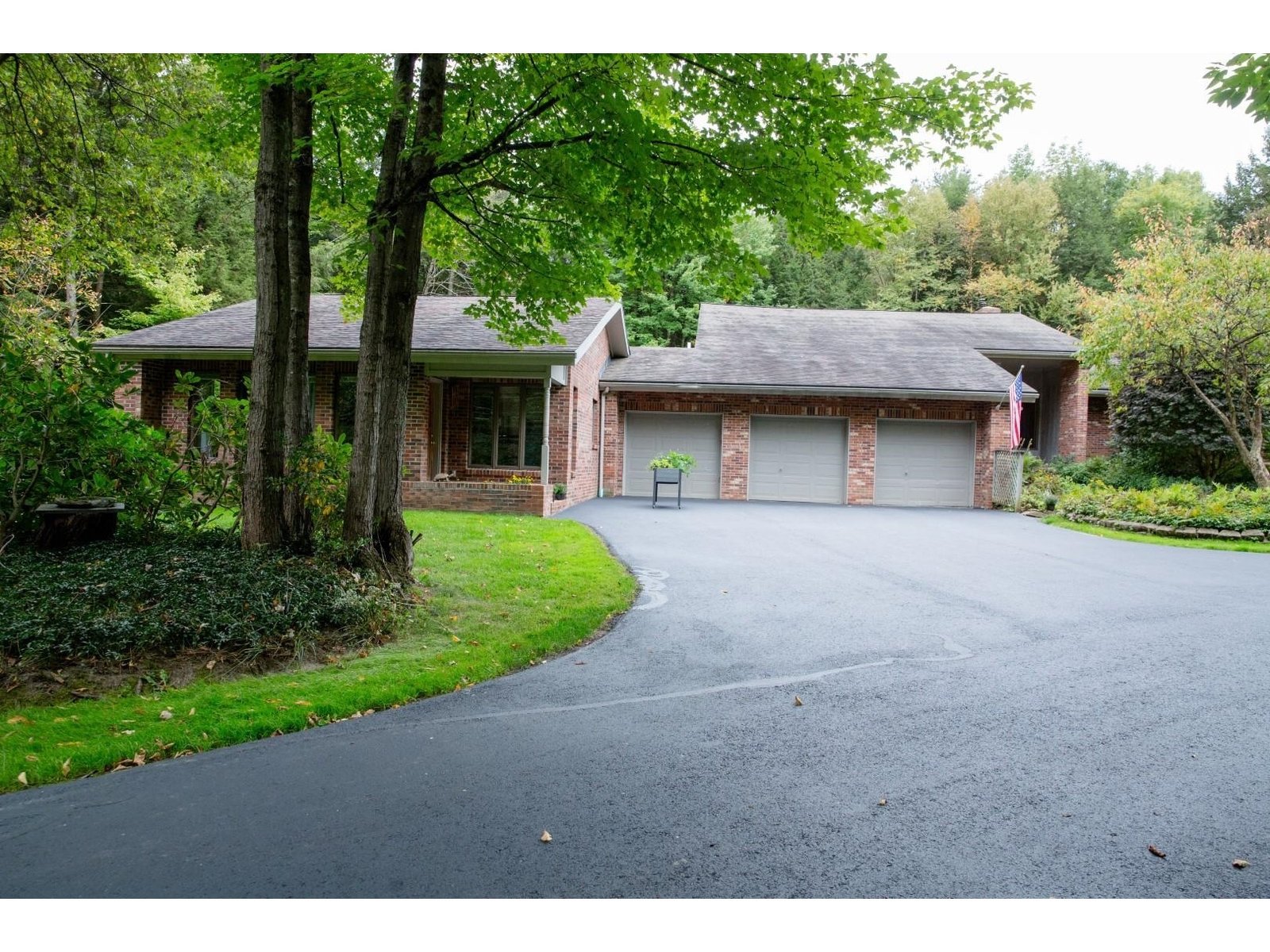 284 Chimney Hill Drive