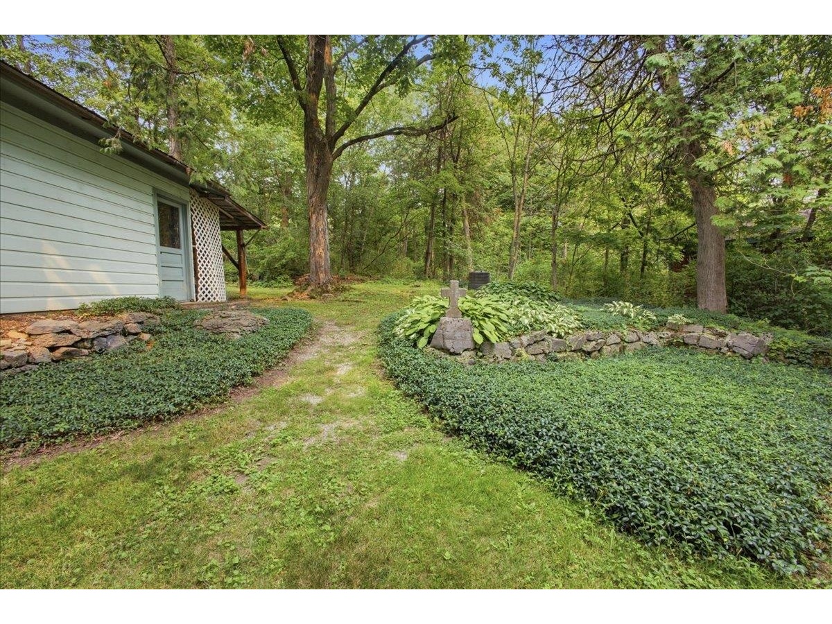 285 East Road