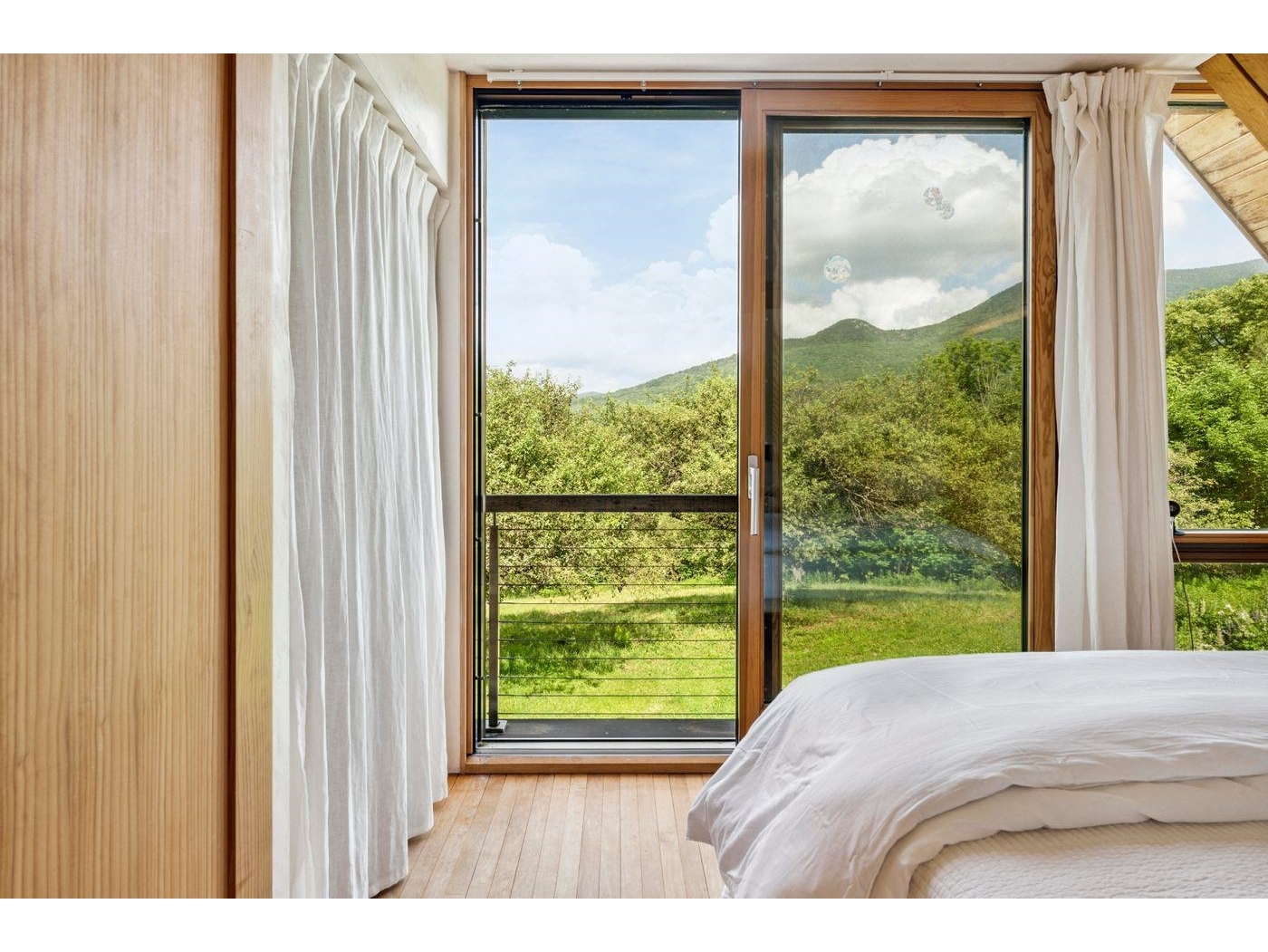 2864 Stowe Hollow Road