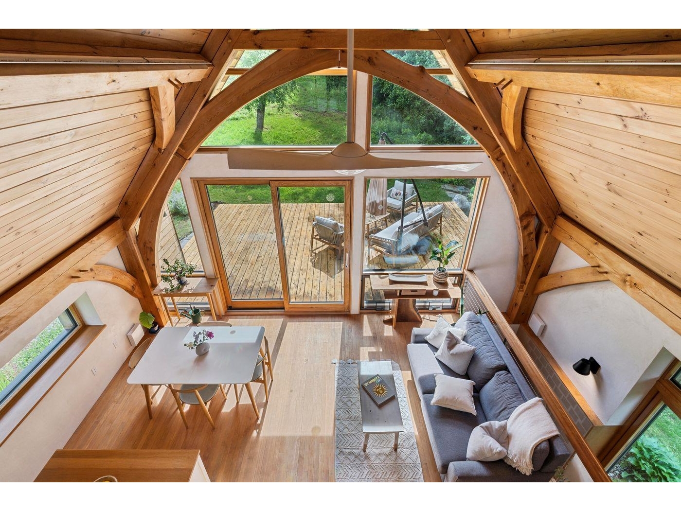 2864 Stowe Hollow Road