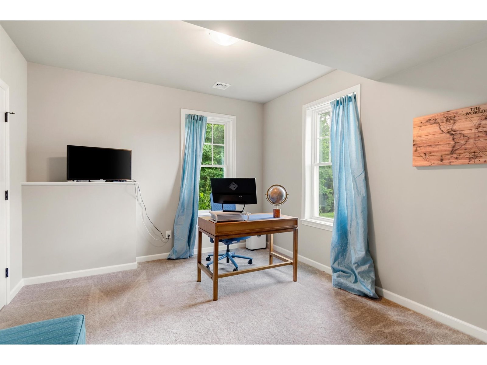 Basement: Office