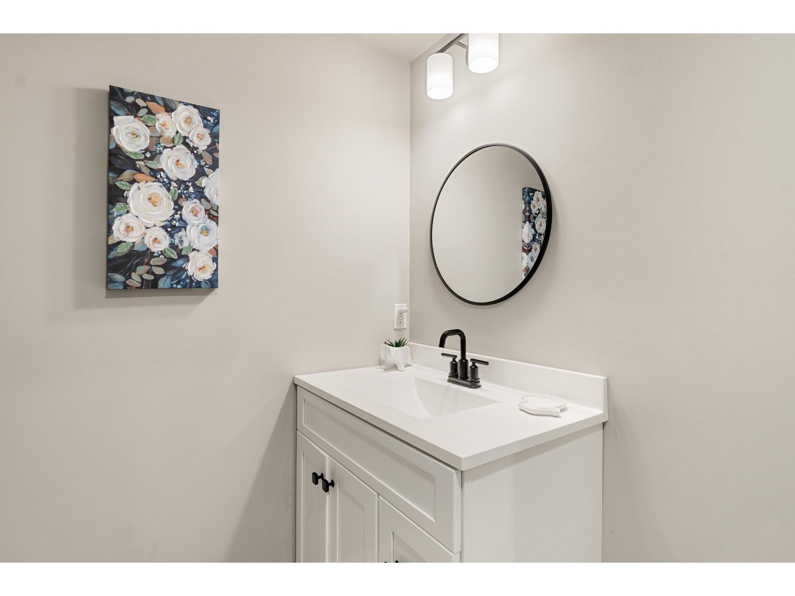 Basement: 3/4 Bathroom