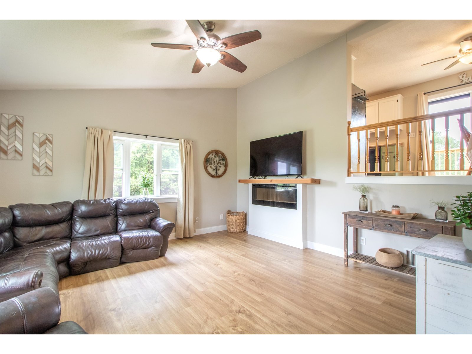 287 Lakeview Drive