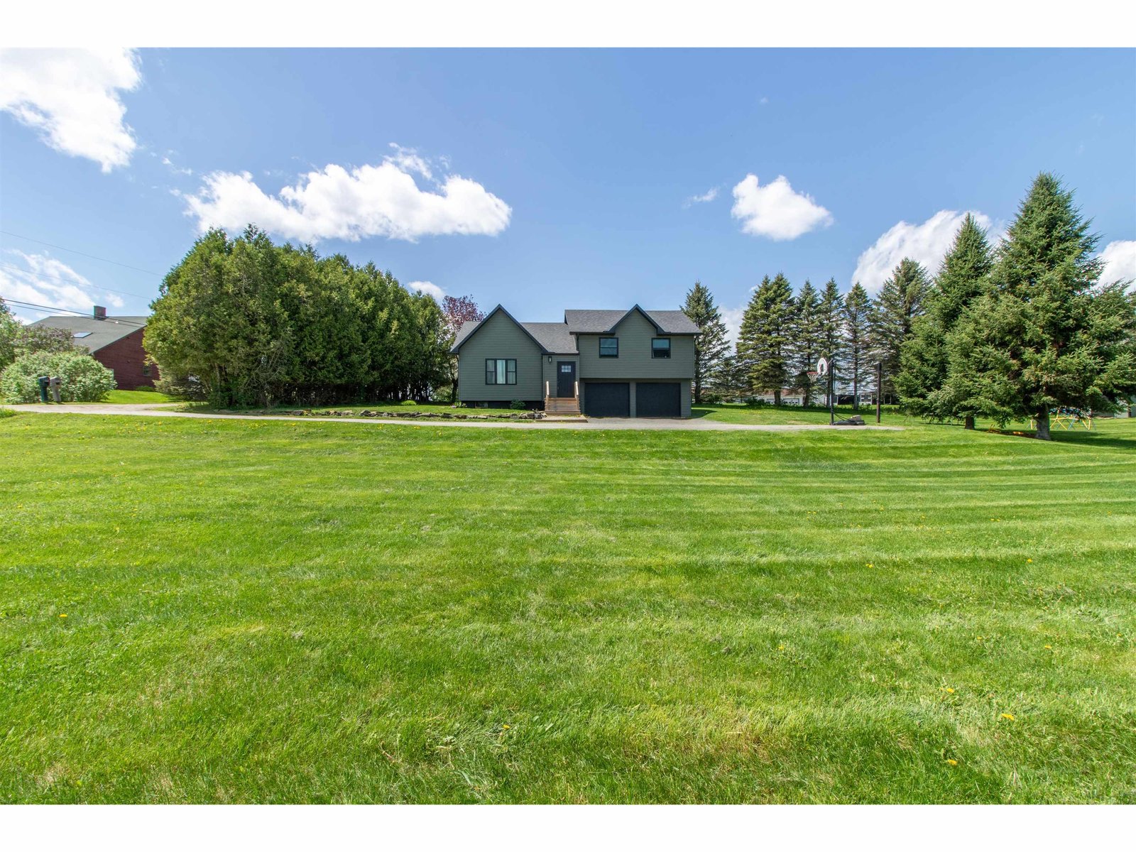 287 Lakeview Drive