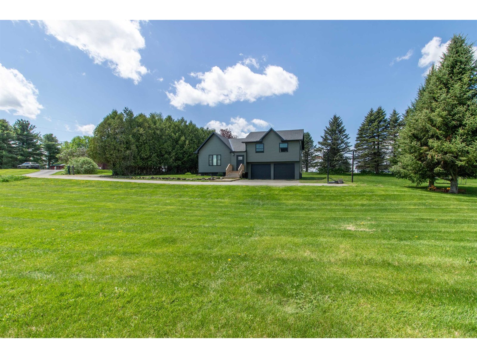 287 Lakeview Drive