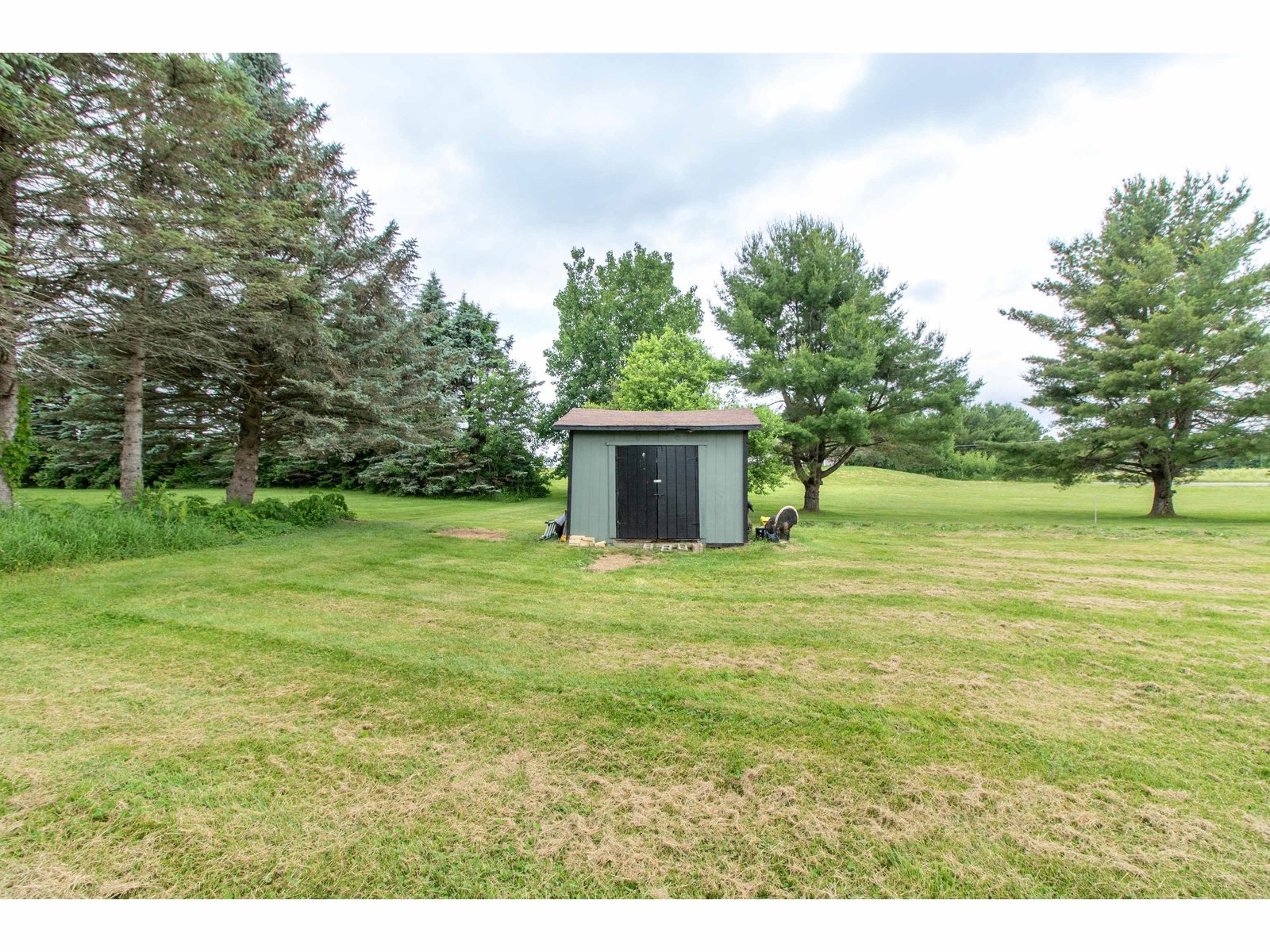 287 Lakeview Drive