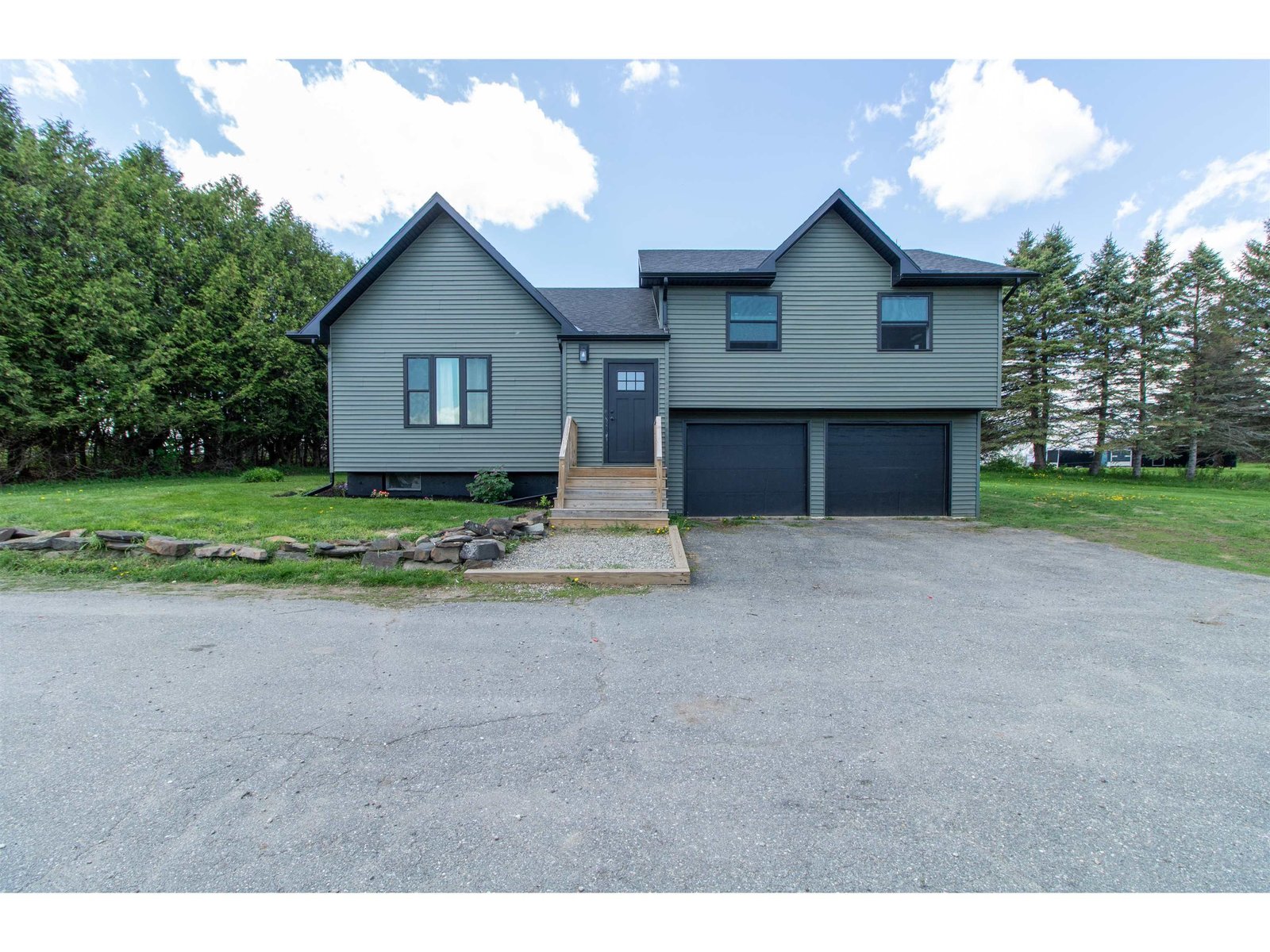 287 Lakeview Drive