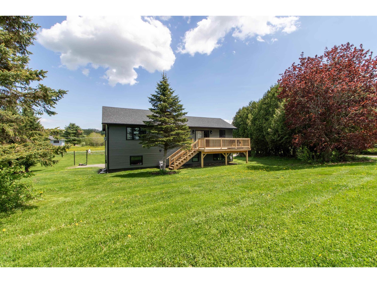 287 Lakeview Drive