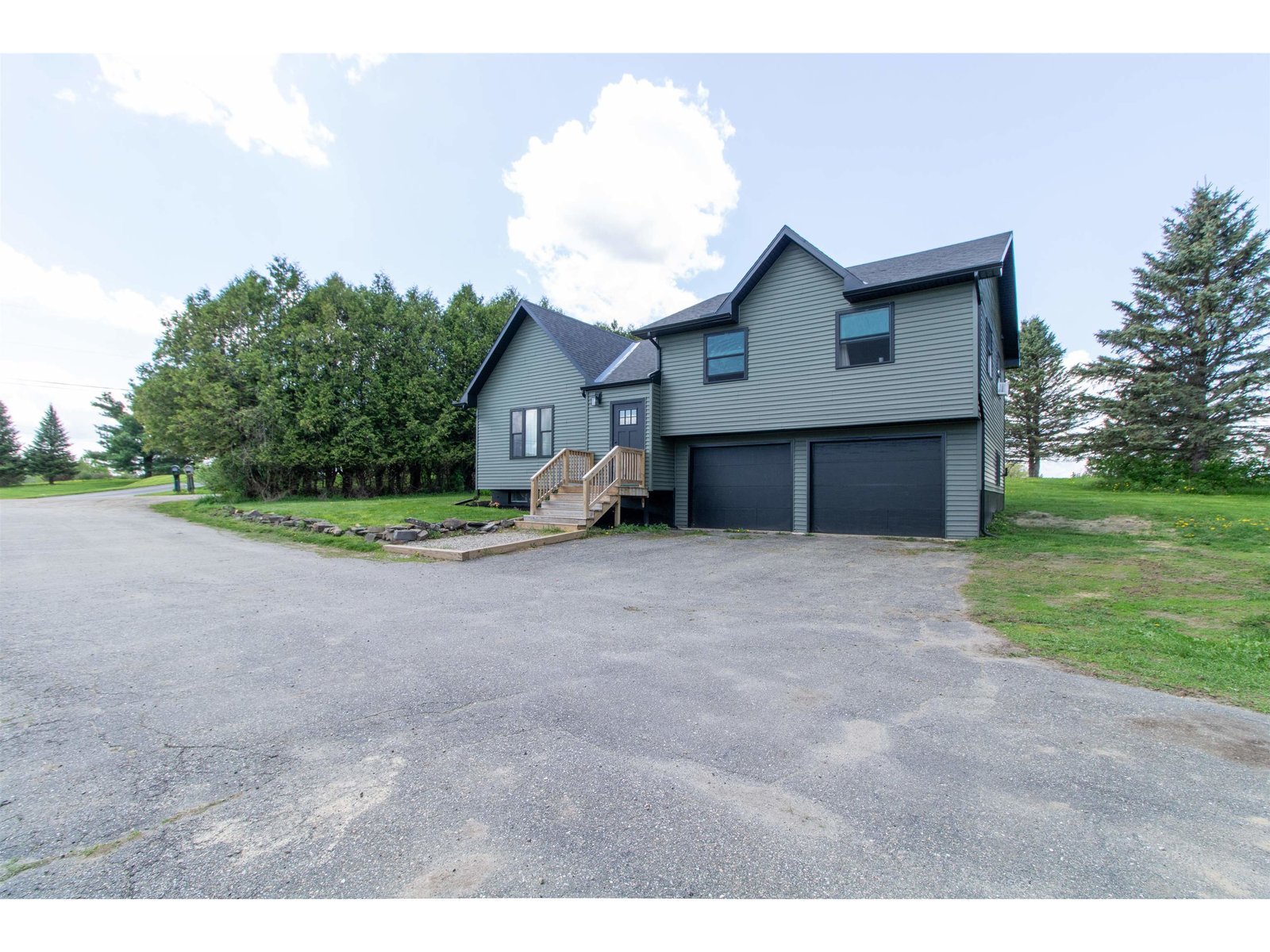 287 Lakeview Drive