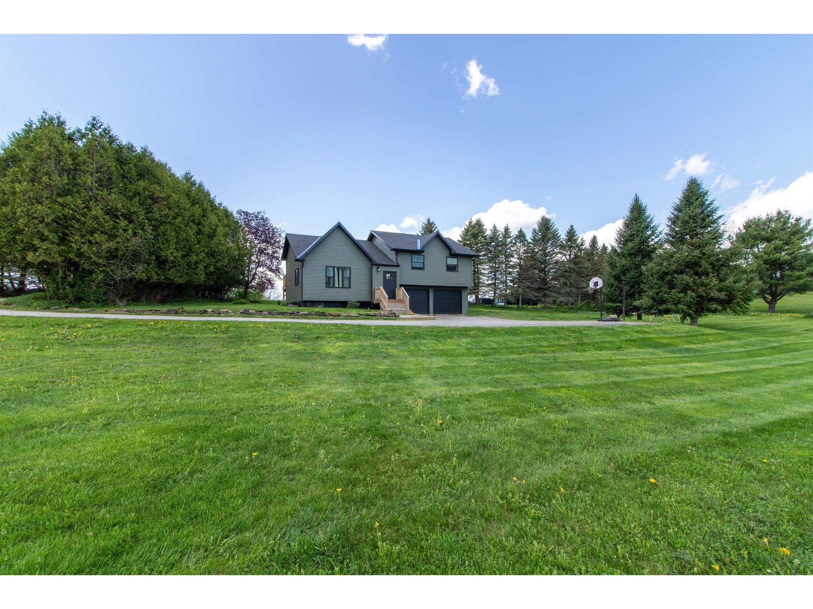 287 Lakeview Drive