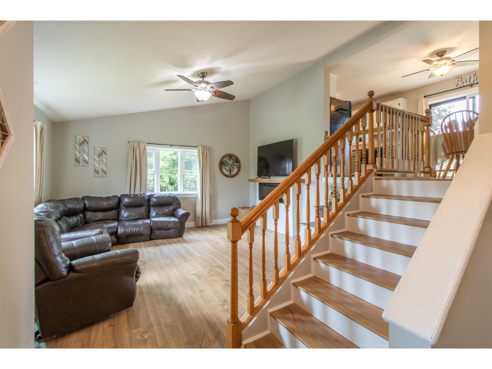 287 Lakeview Drive