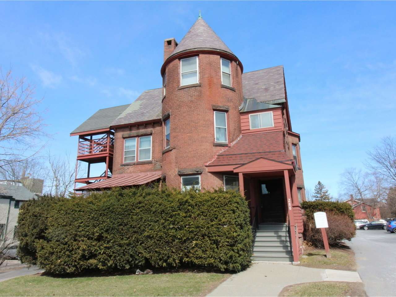 288 Main Street, Unit 19-B