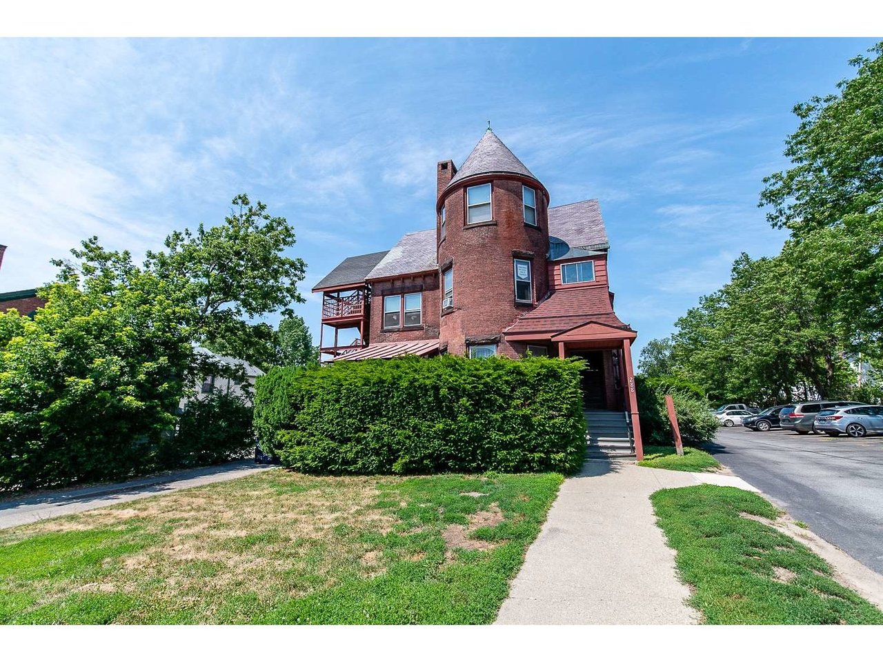 288 Main Street, Unit 16B