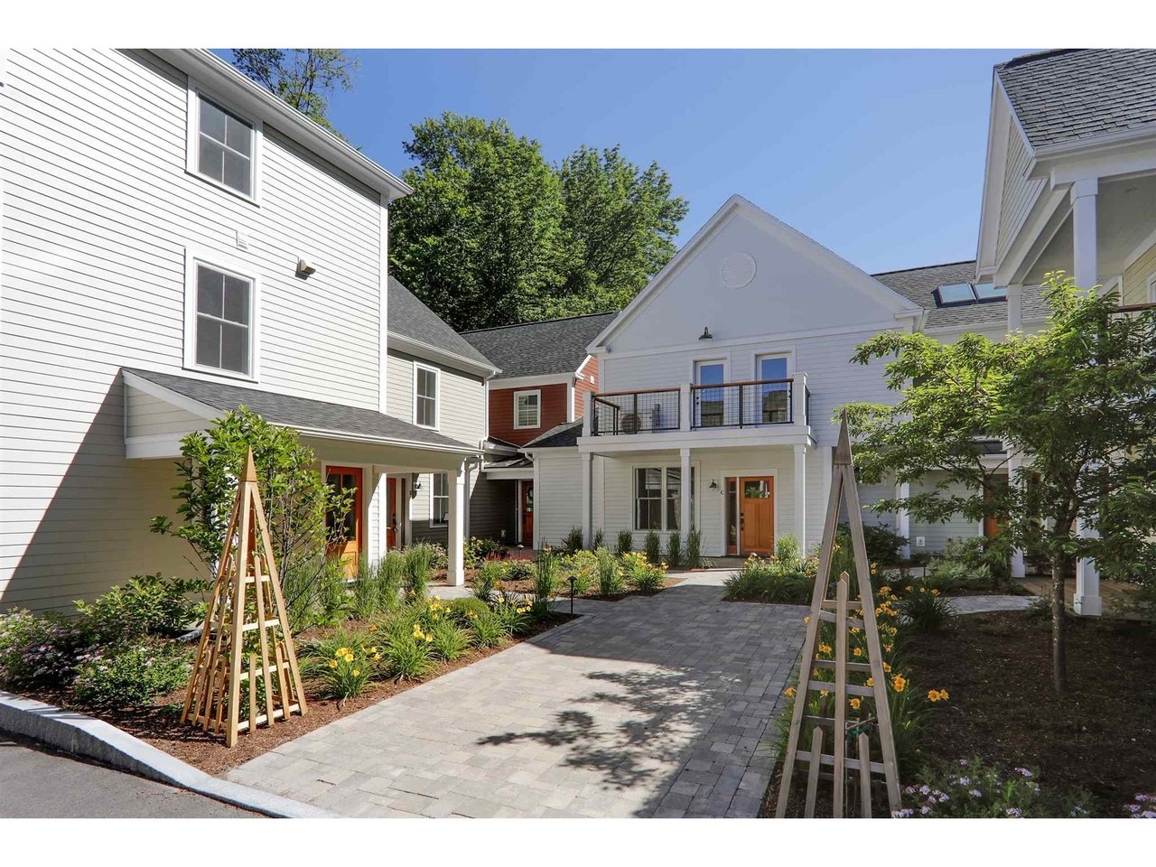 288 South Main Street, Unit D