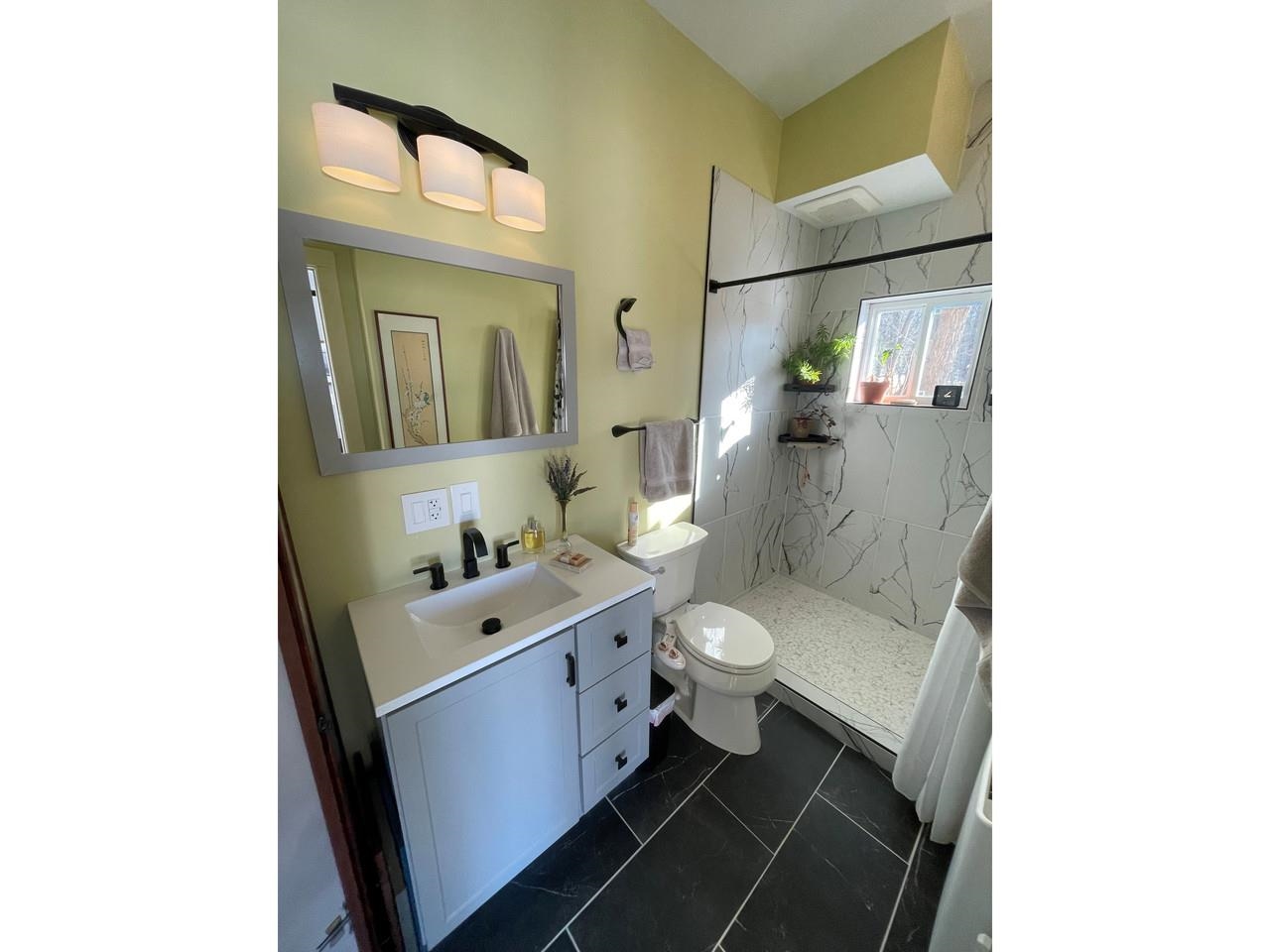 3/4 Bath with Schluter Shower