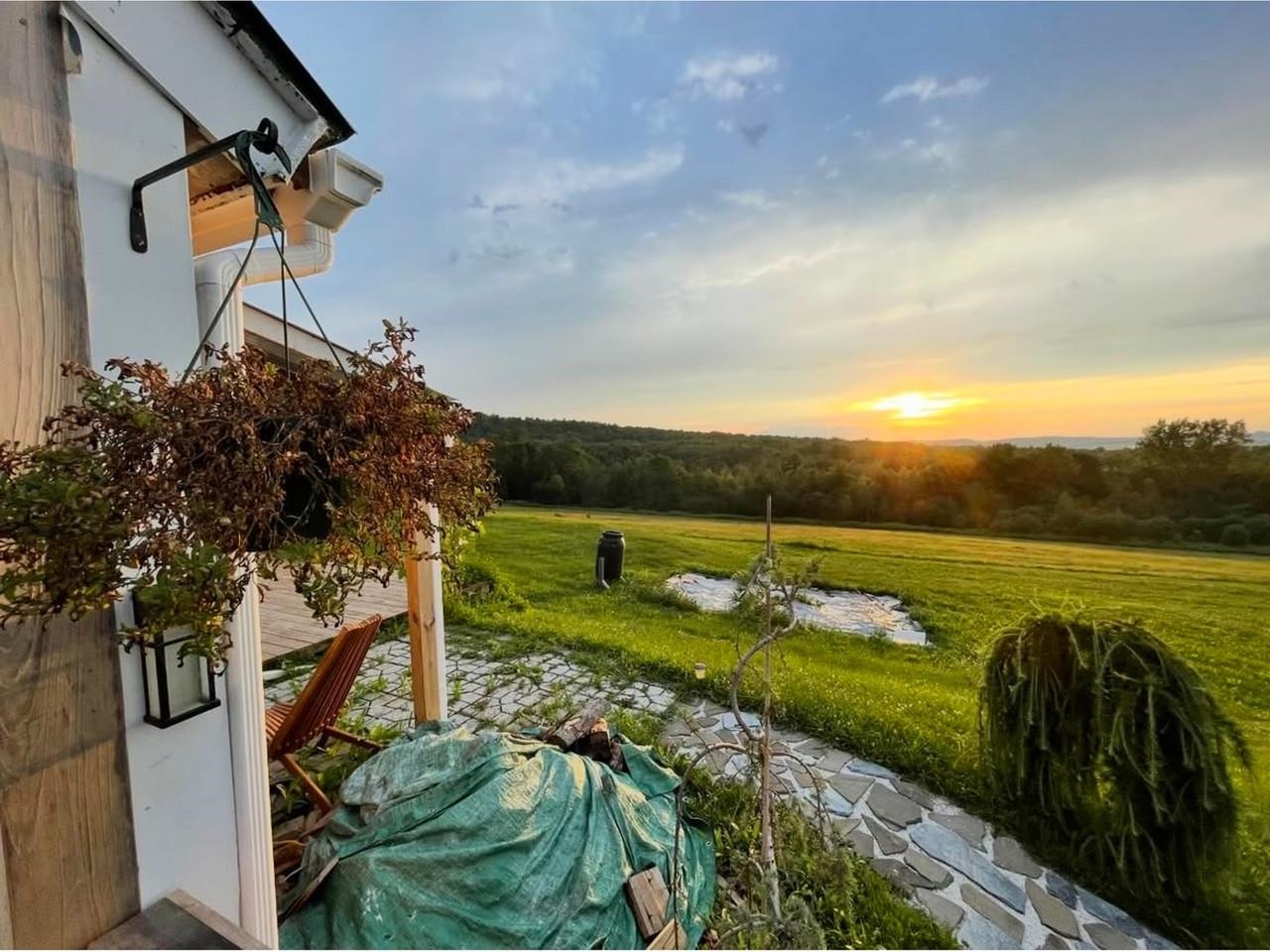 2882 Perley Road