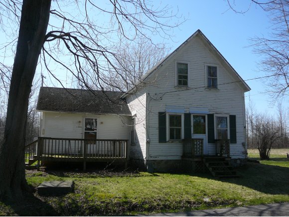 2888 Main ST