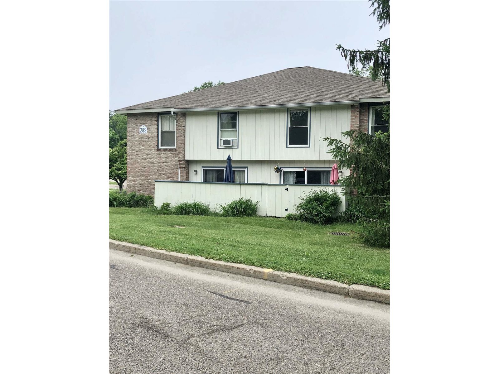 289 Ledgewood Circle, Unit 106