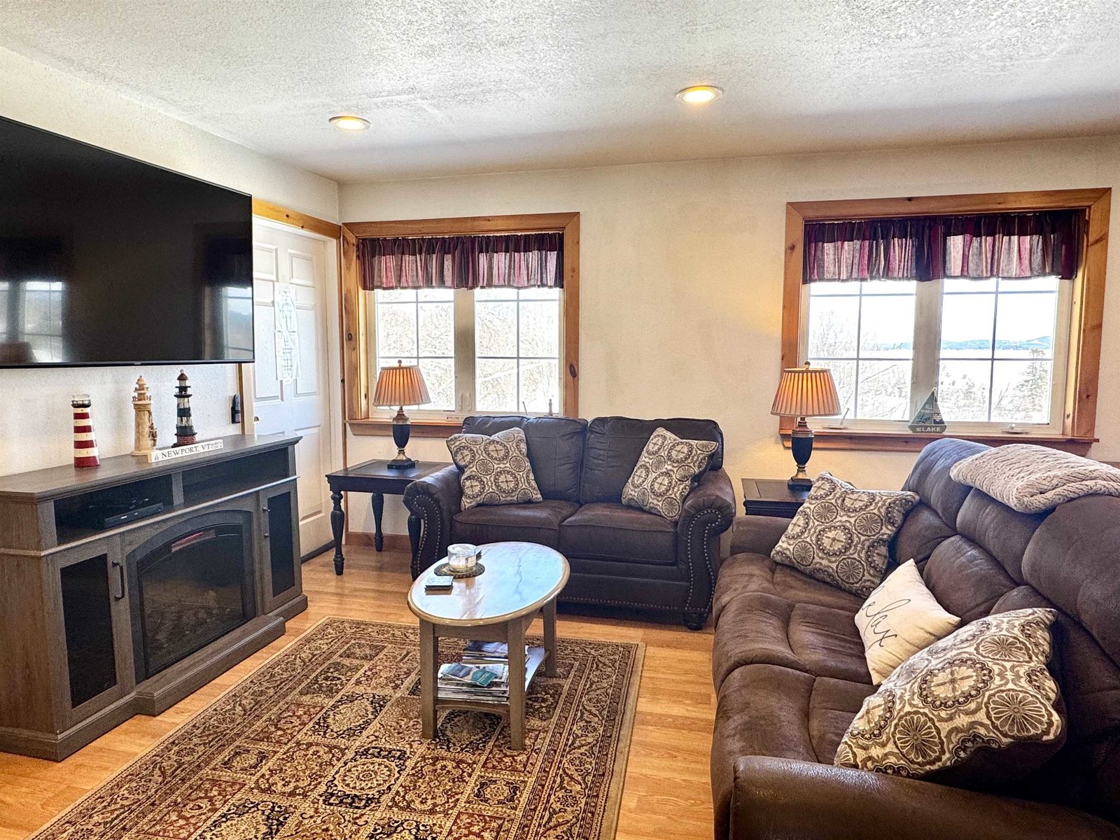 Suite 2 - Living Area