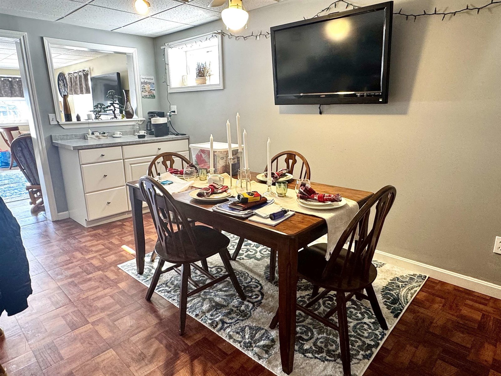 Suite 3 - Dining Area