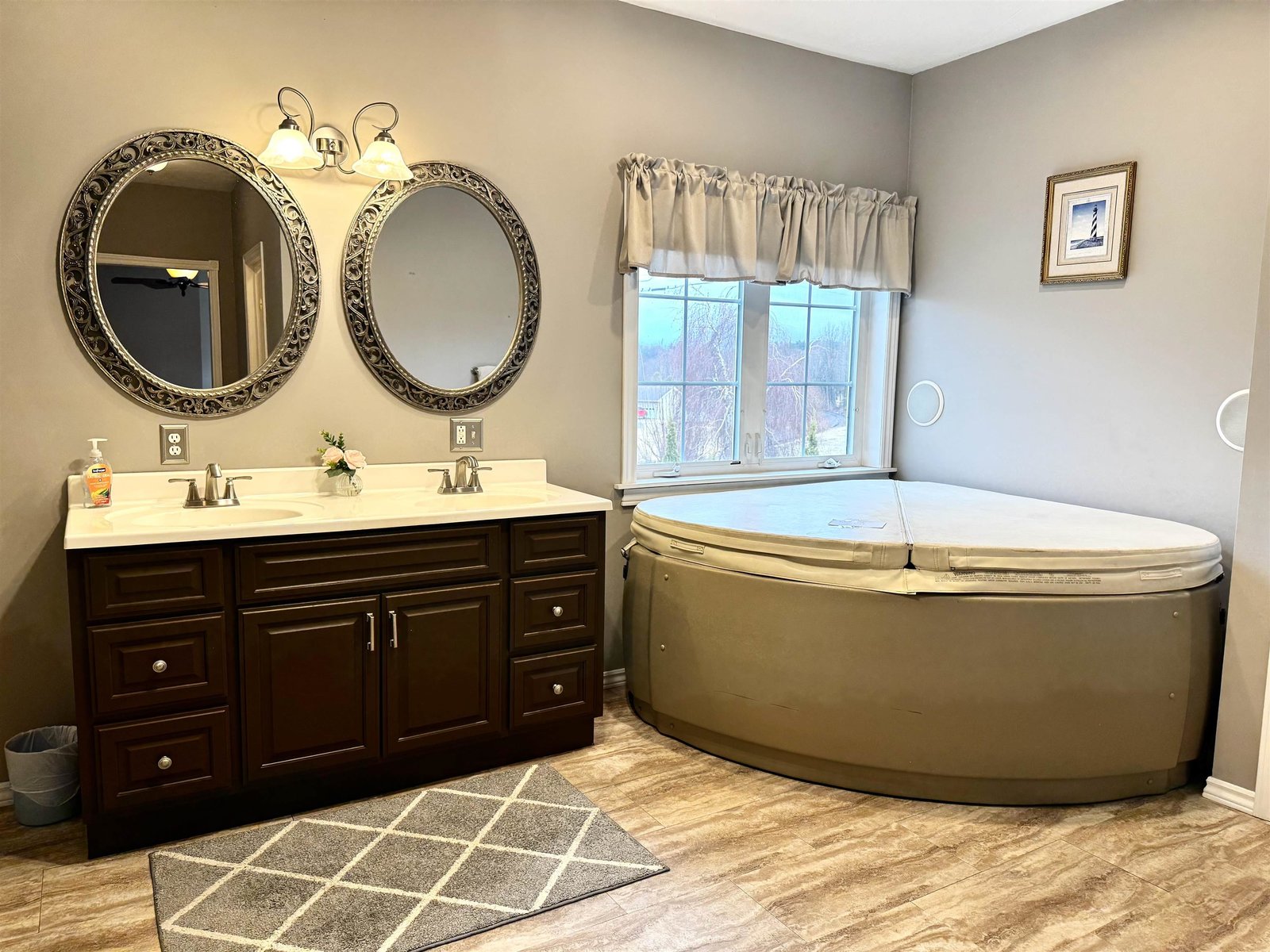 Main Quarters - Bathroom