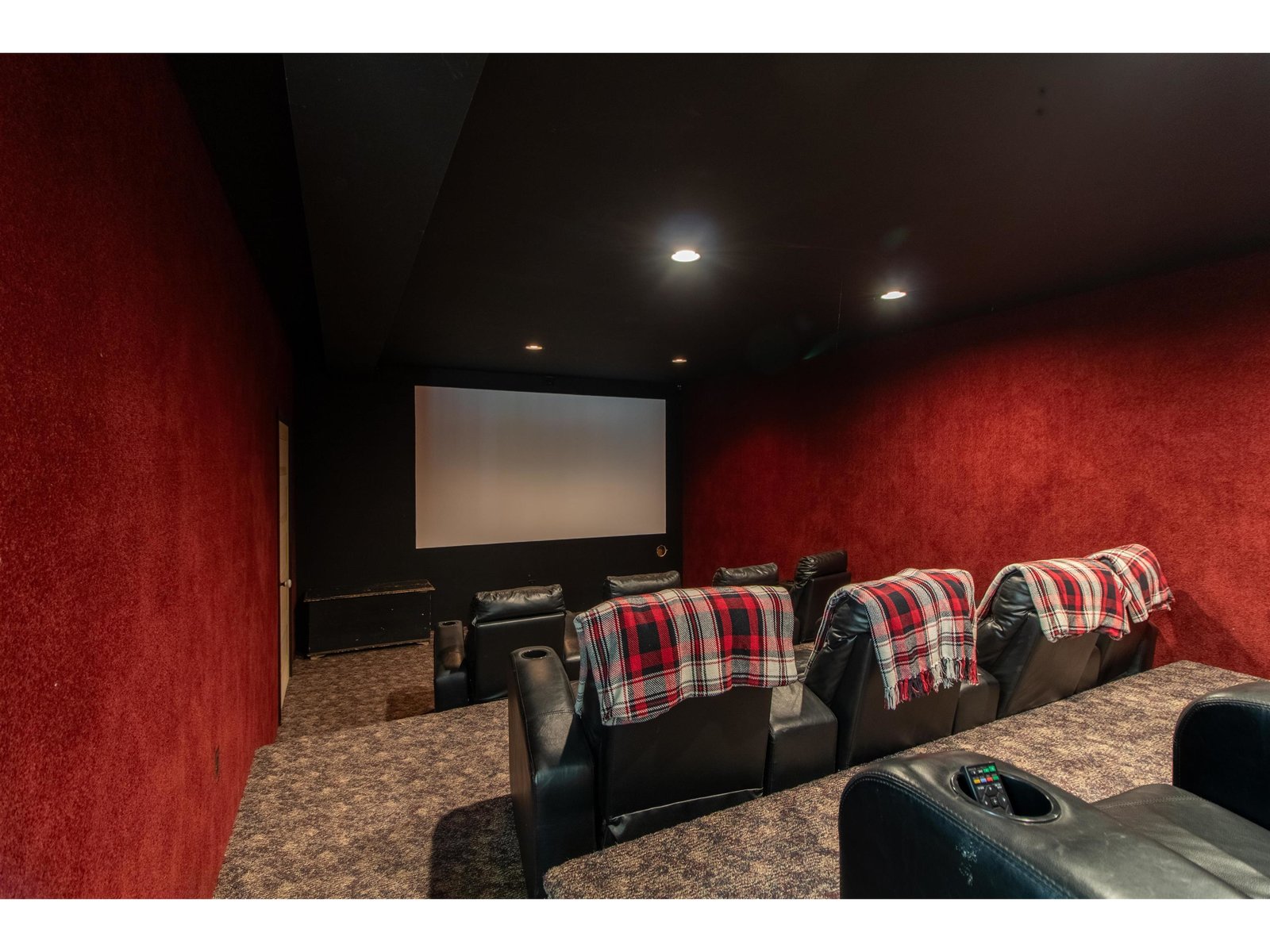 Third Floor Family Room