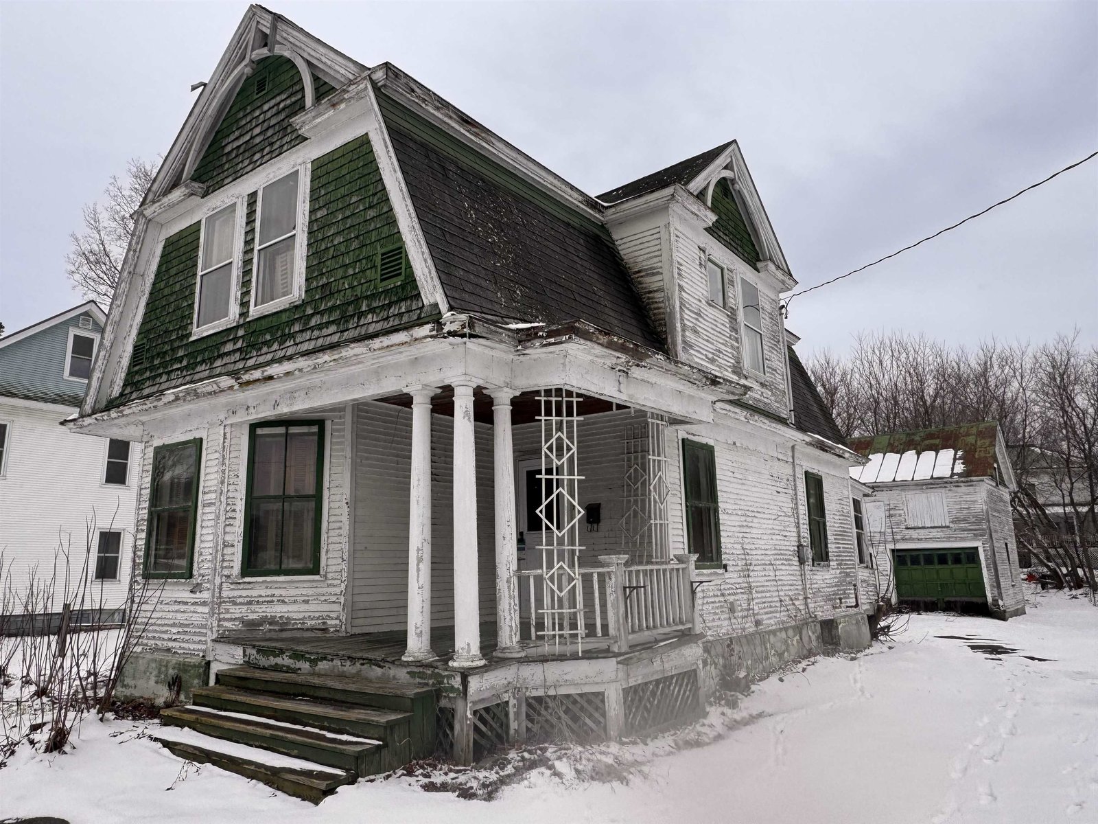 29 dewey Street