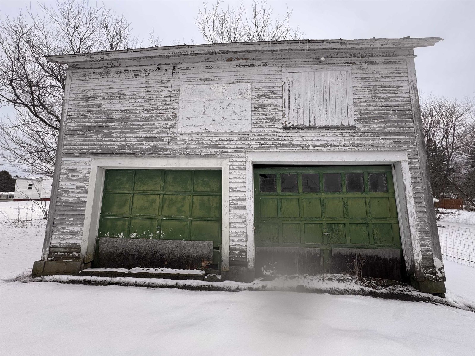 29 dewey Street