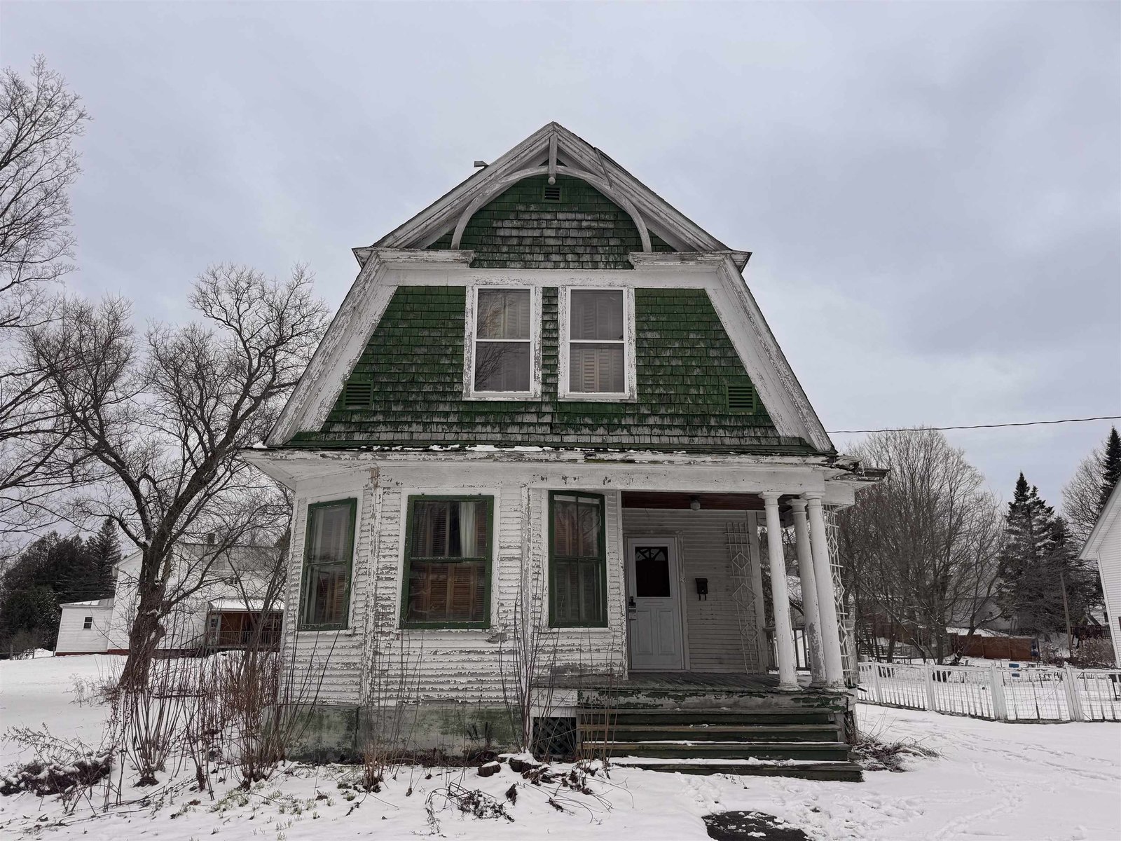 29 dewey Street