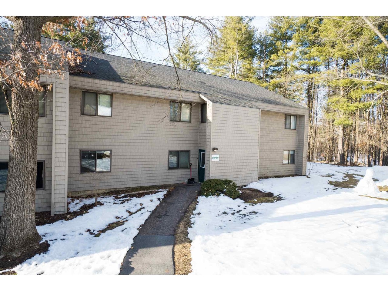 29 Hawthorne Circle, South Burlington