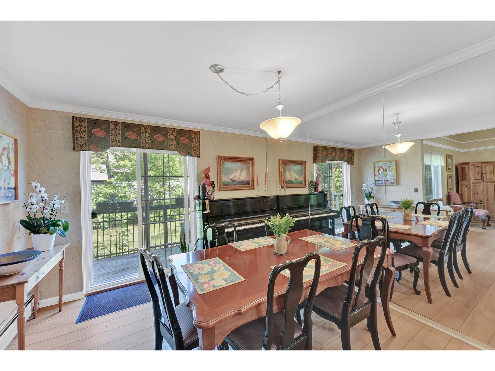 29 Lake Forest Drive