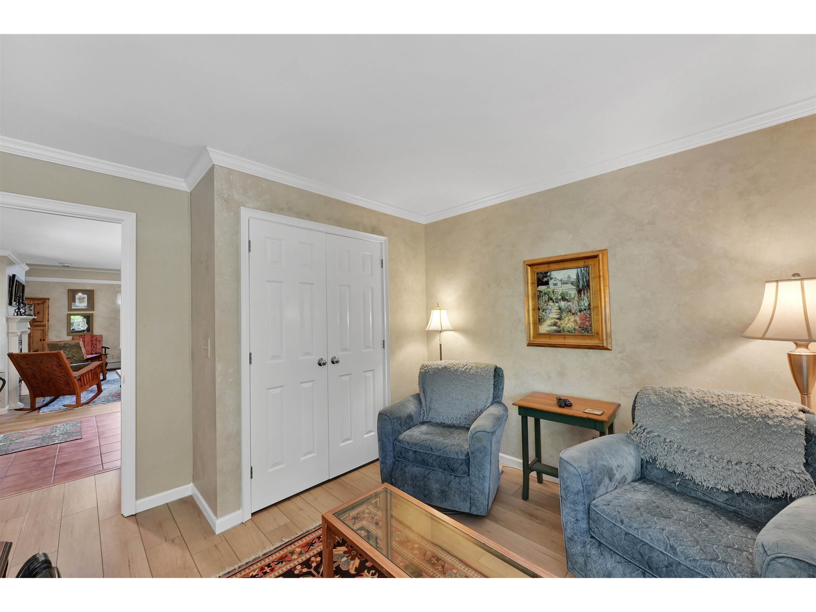 29 Lake Forest Drive