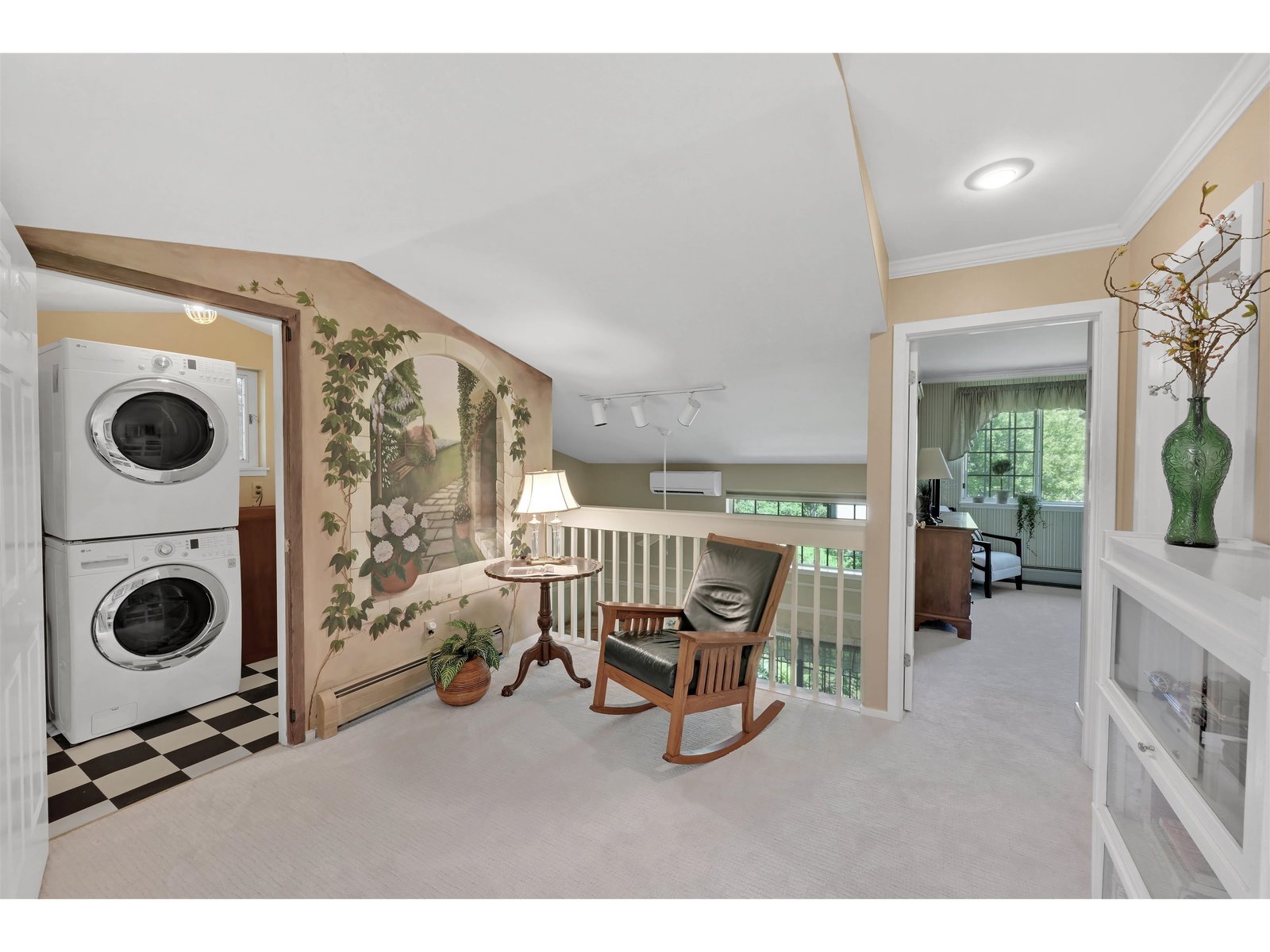 29 Lake Forest Drive