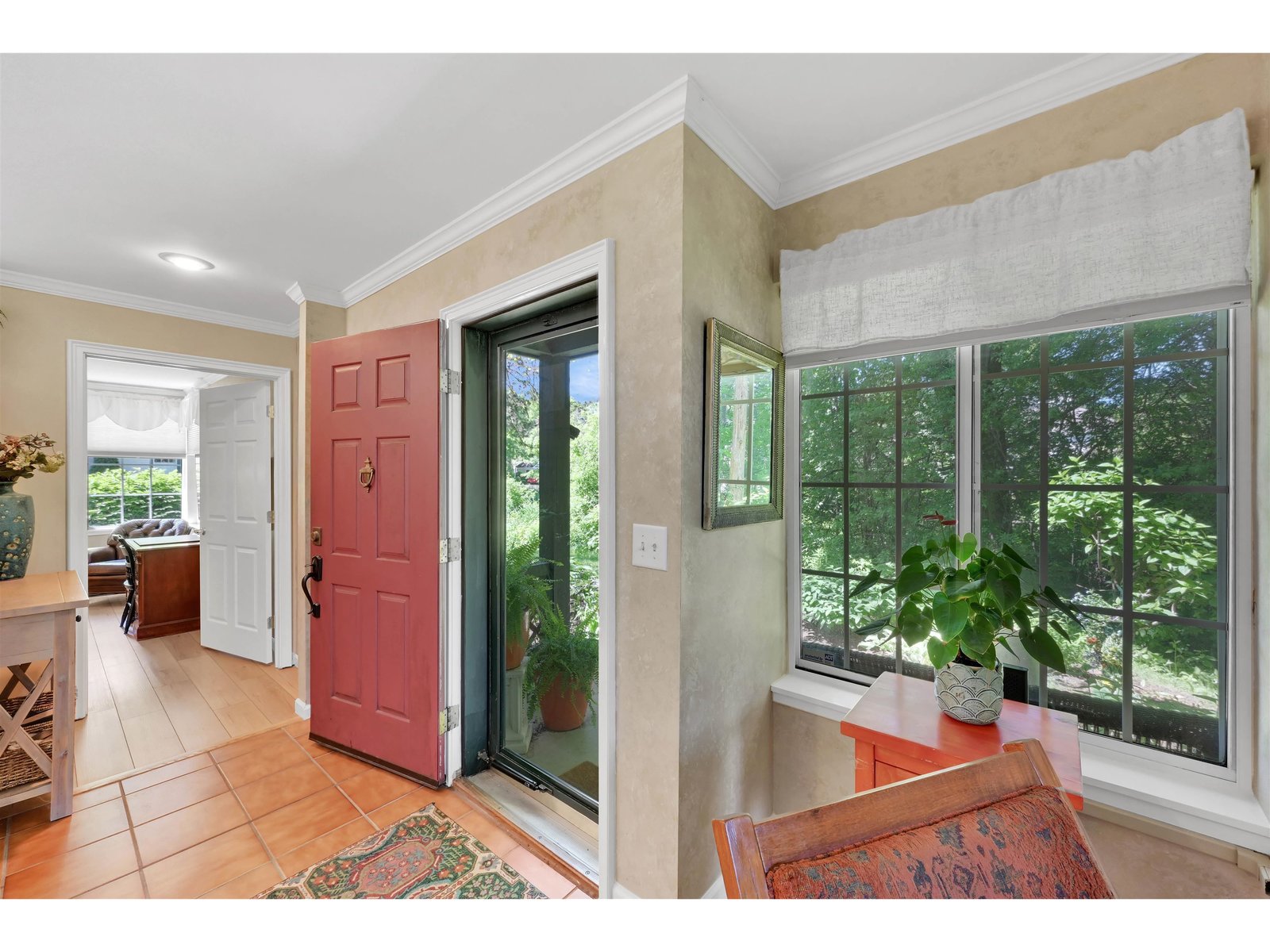 29 Lake Forest Drive