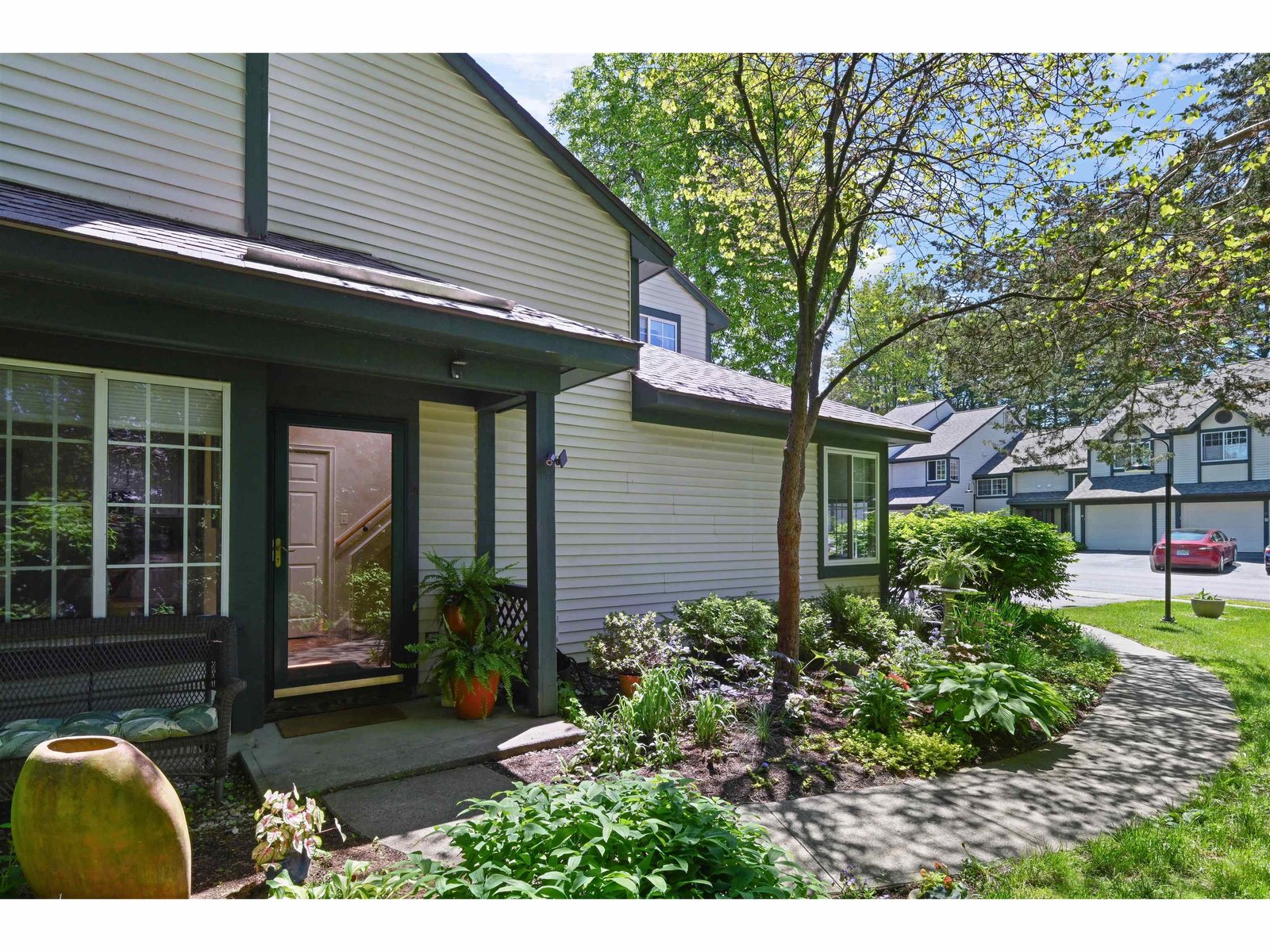29 Lake Forest Drive