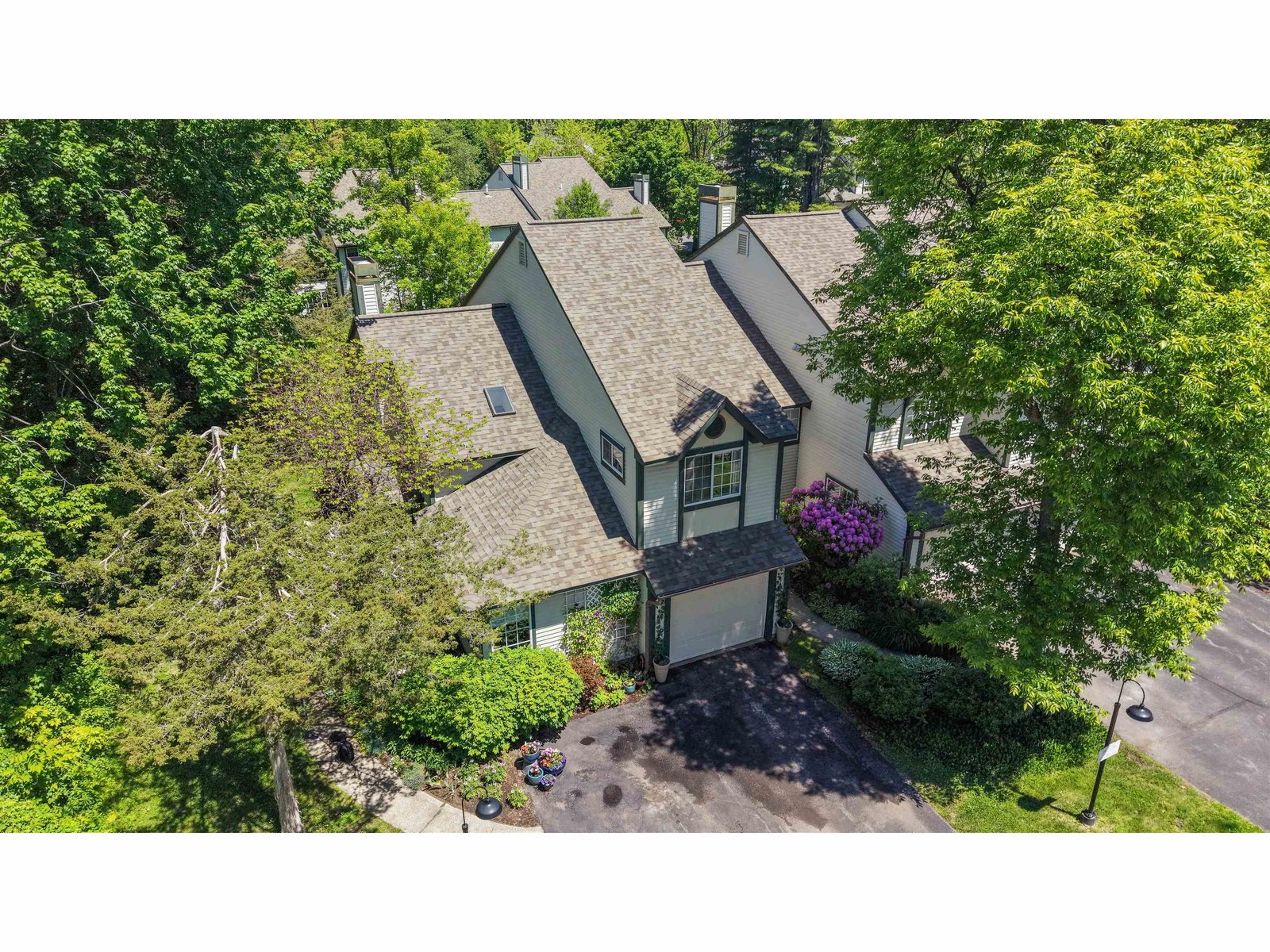 29 Lake Forest Drive