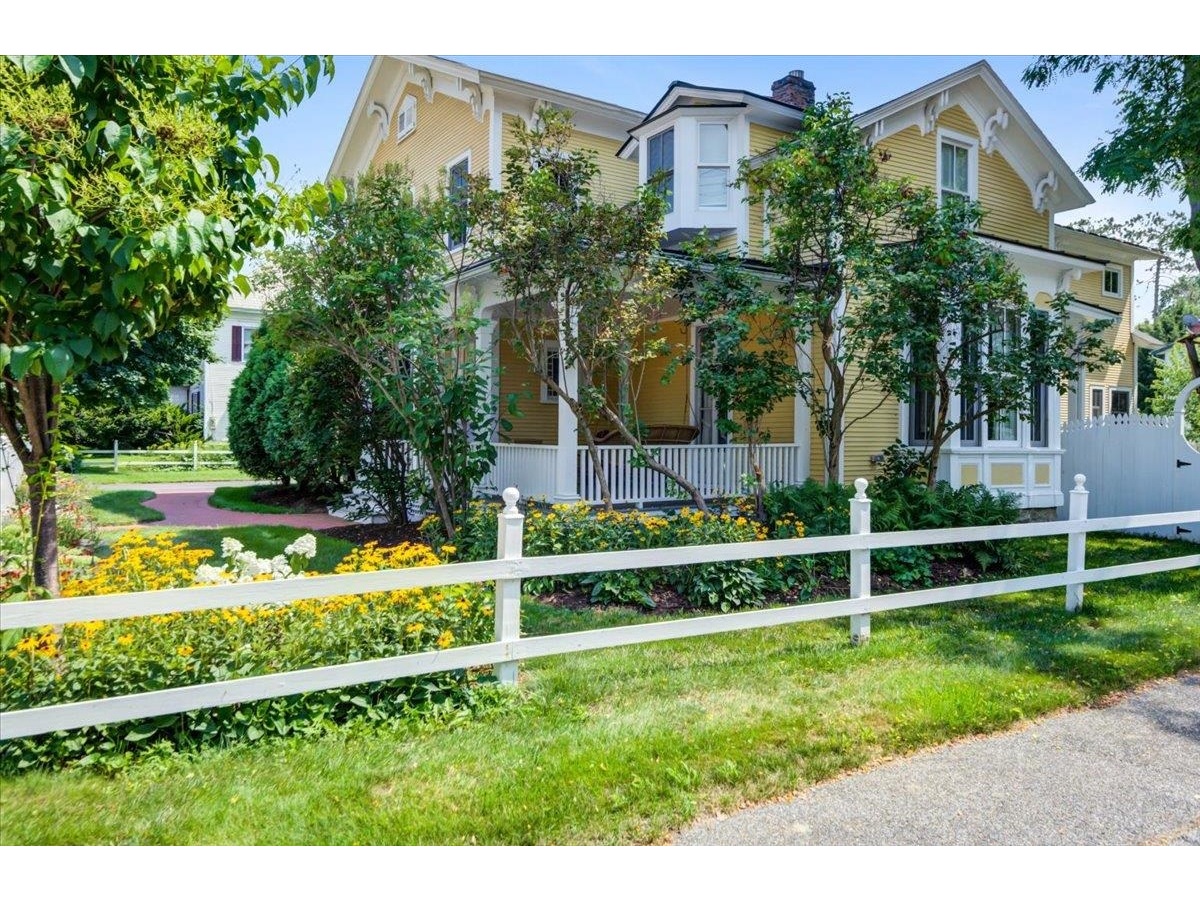 29 Maple Street