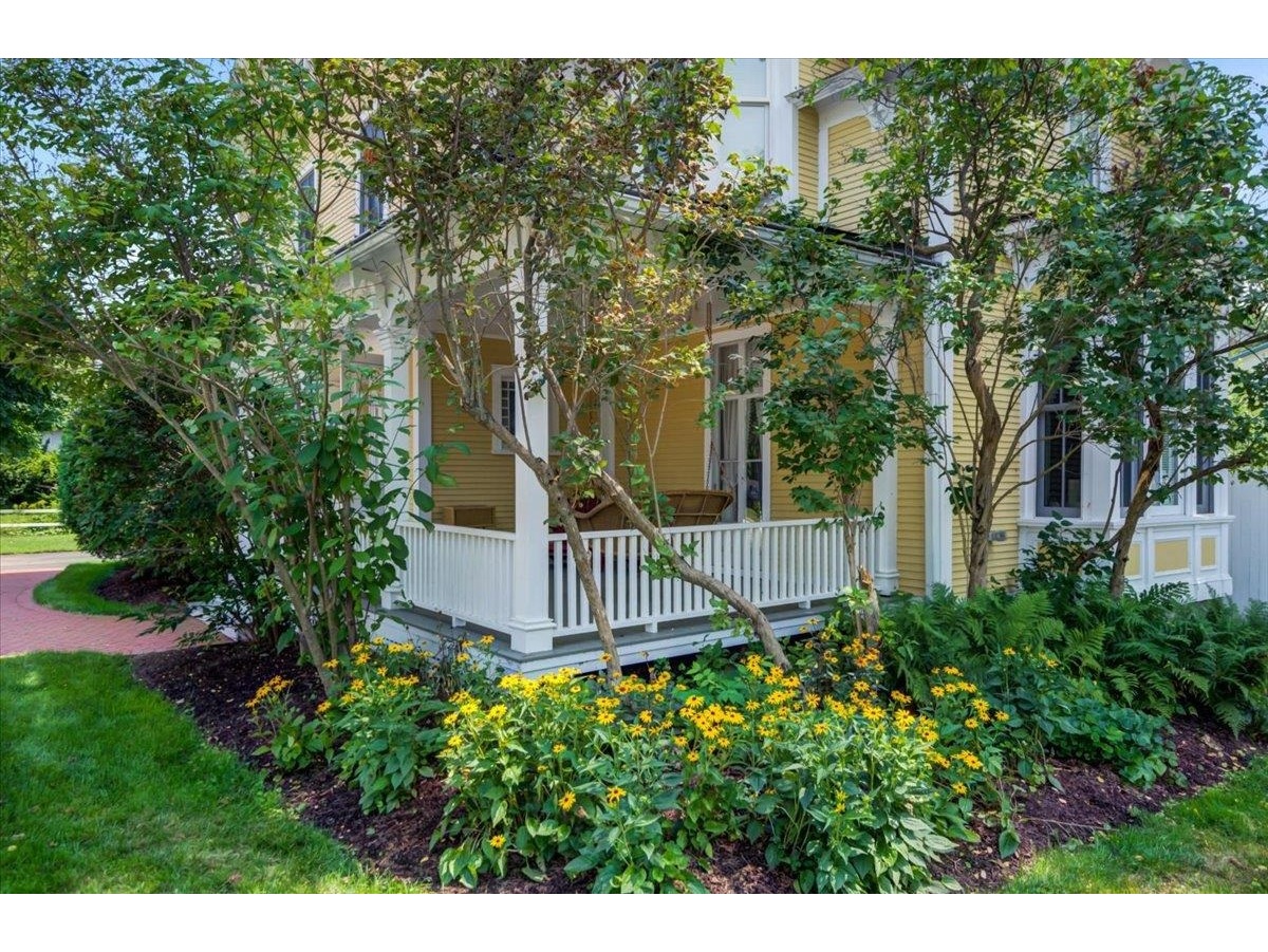 29 Maple Street
