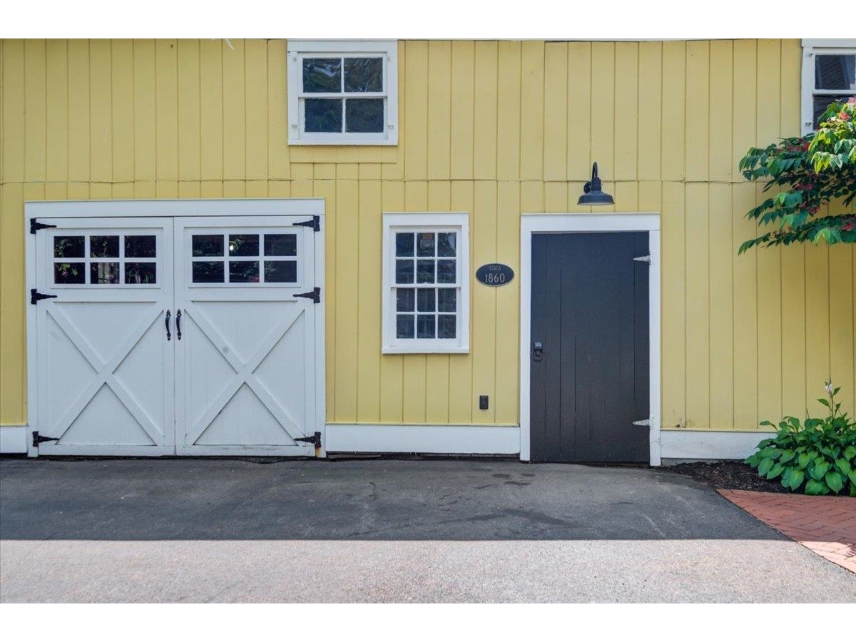 29 Maple Street