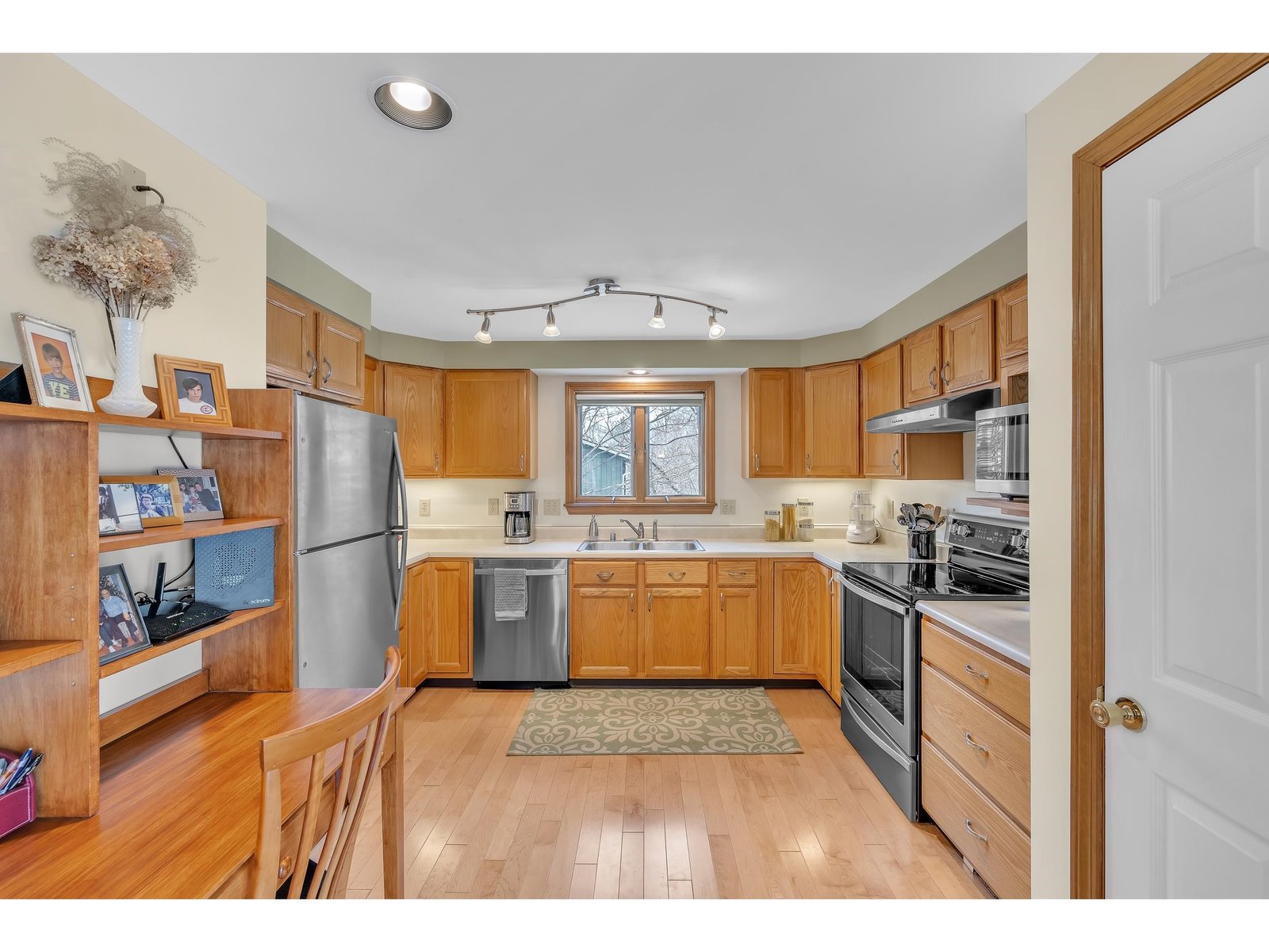 29 Scenic View Drive