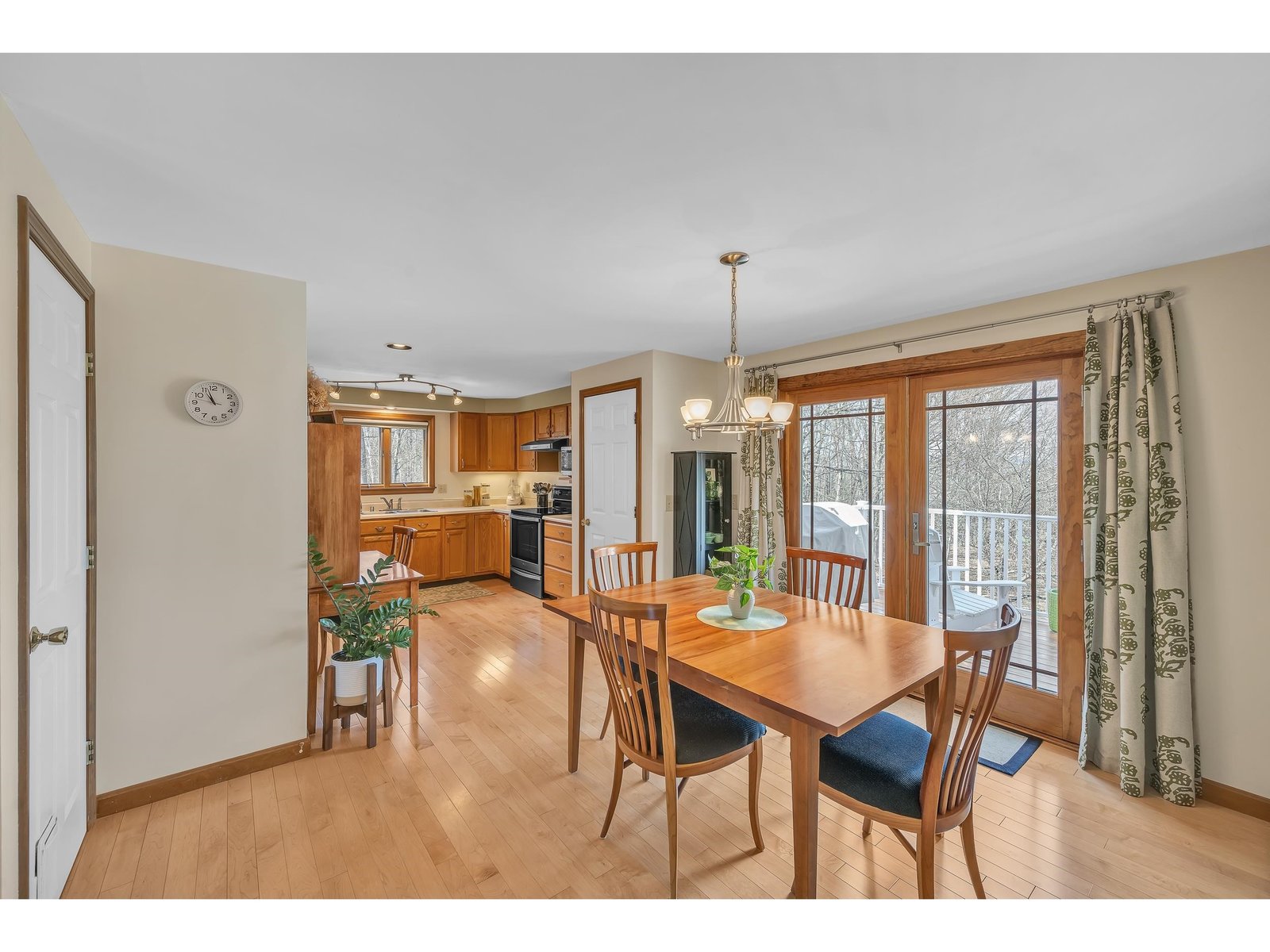 29 Scenic View Drive