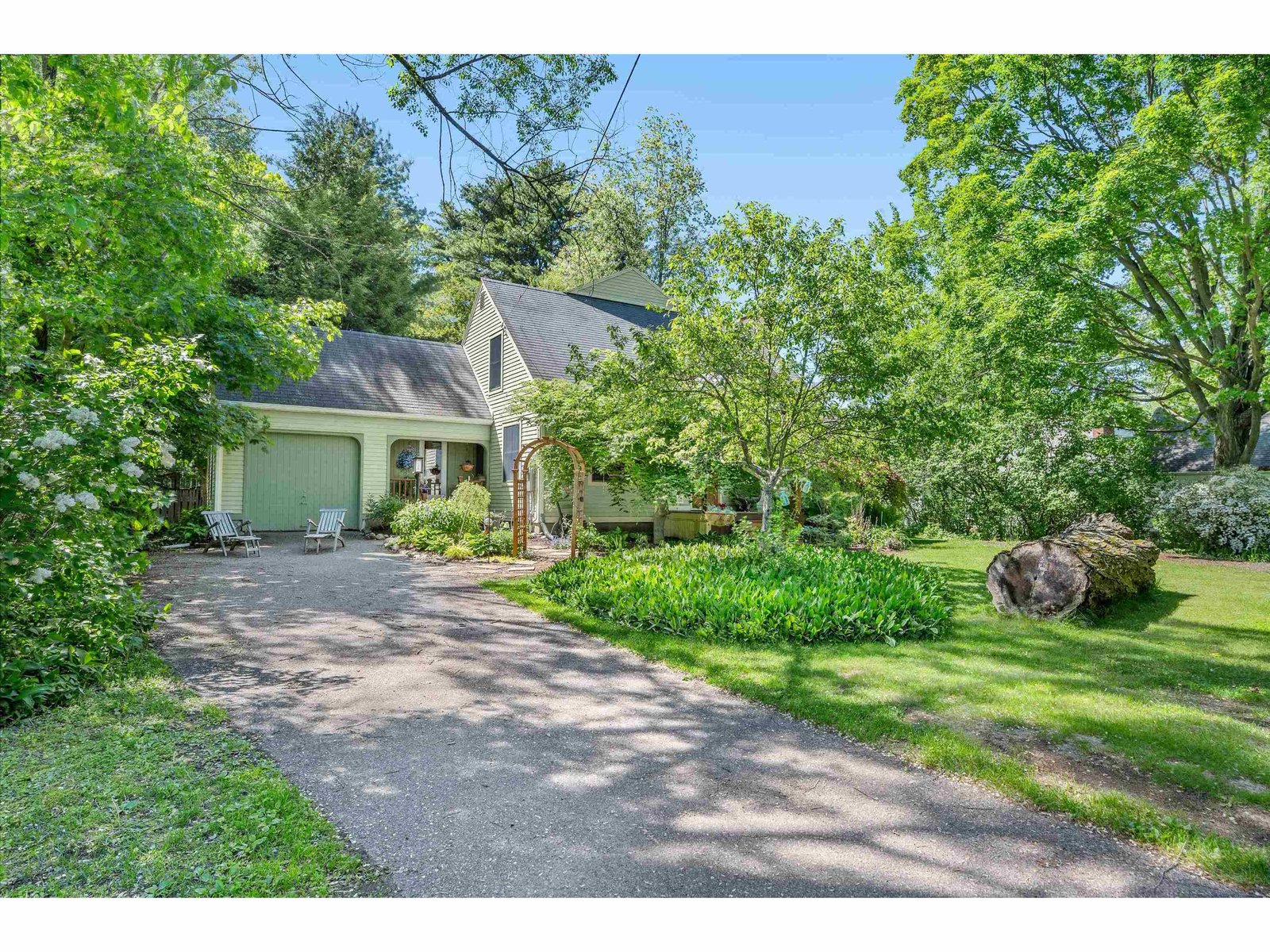 29 Tanglewood Drive