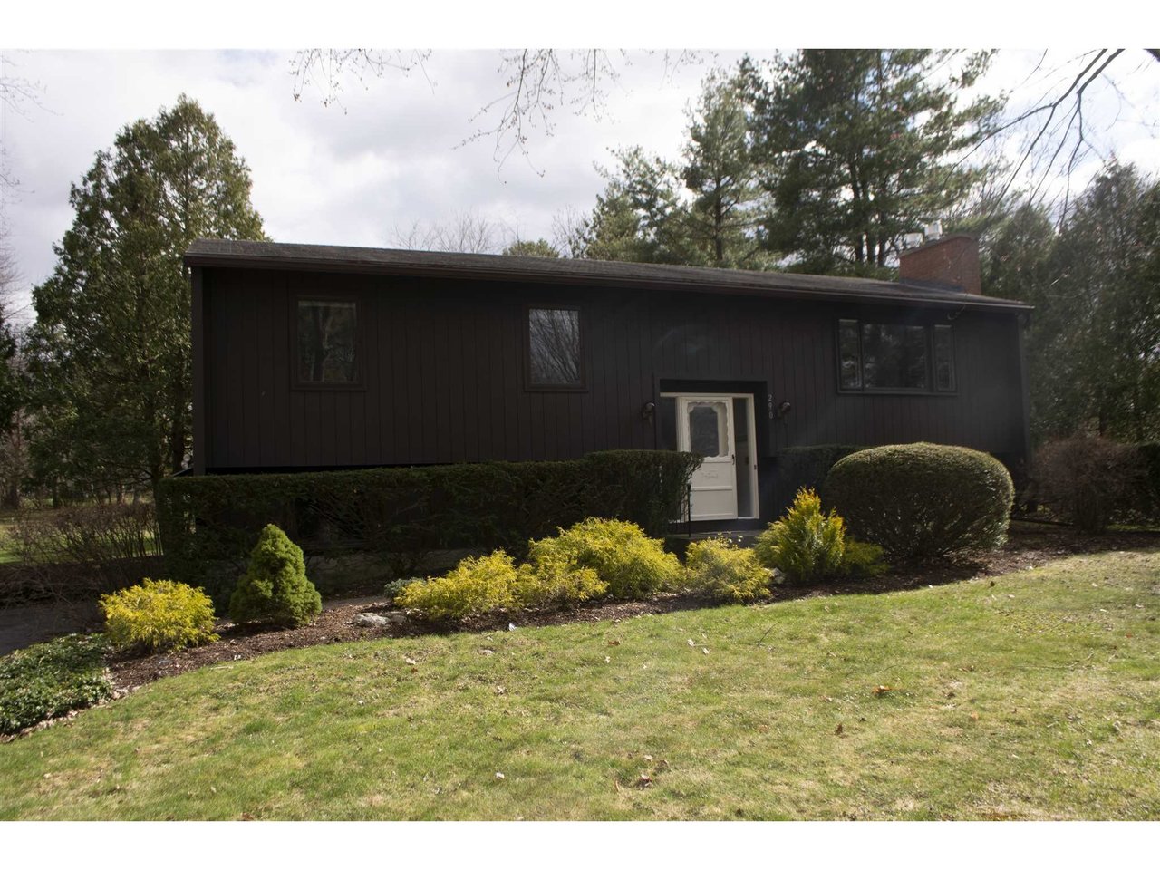 290 Collamer Circle