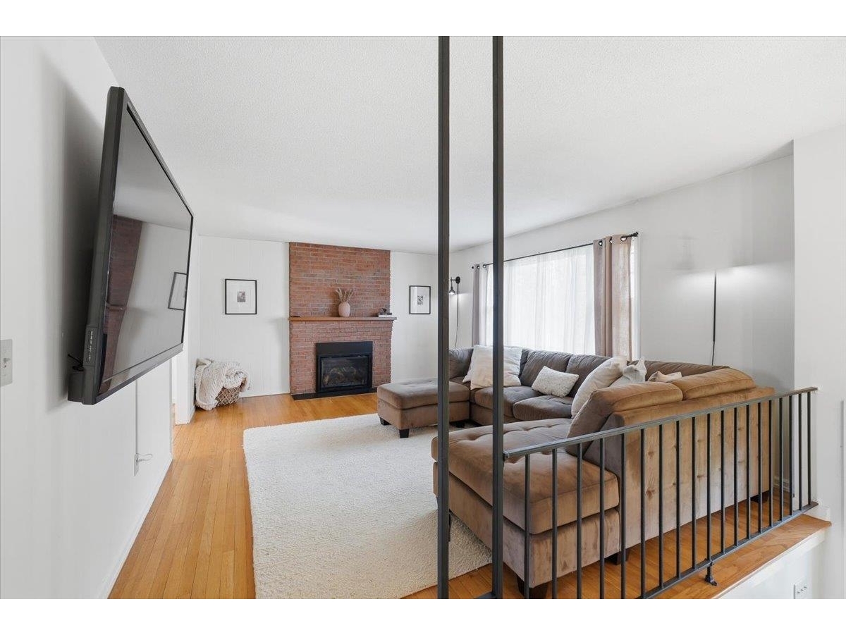 290 Collamer Circle
