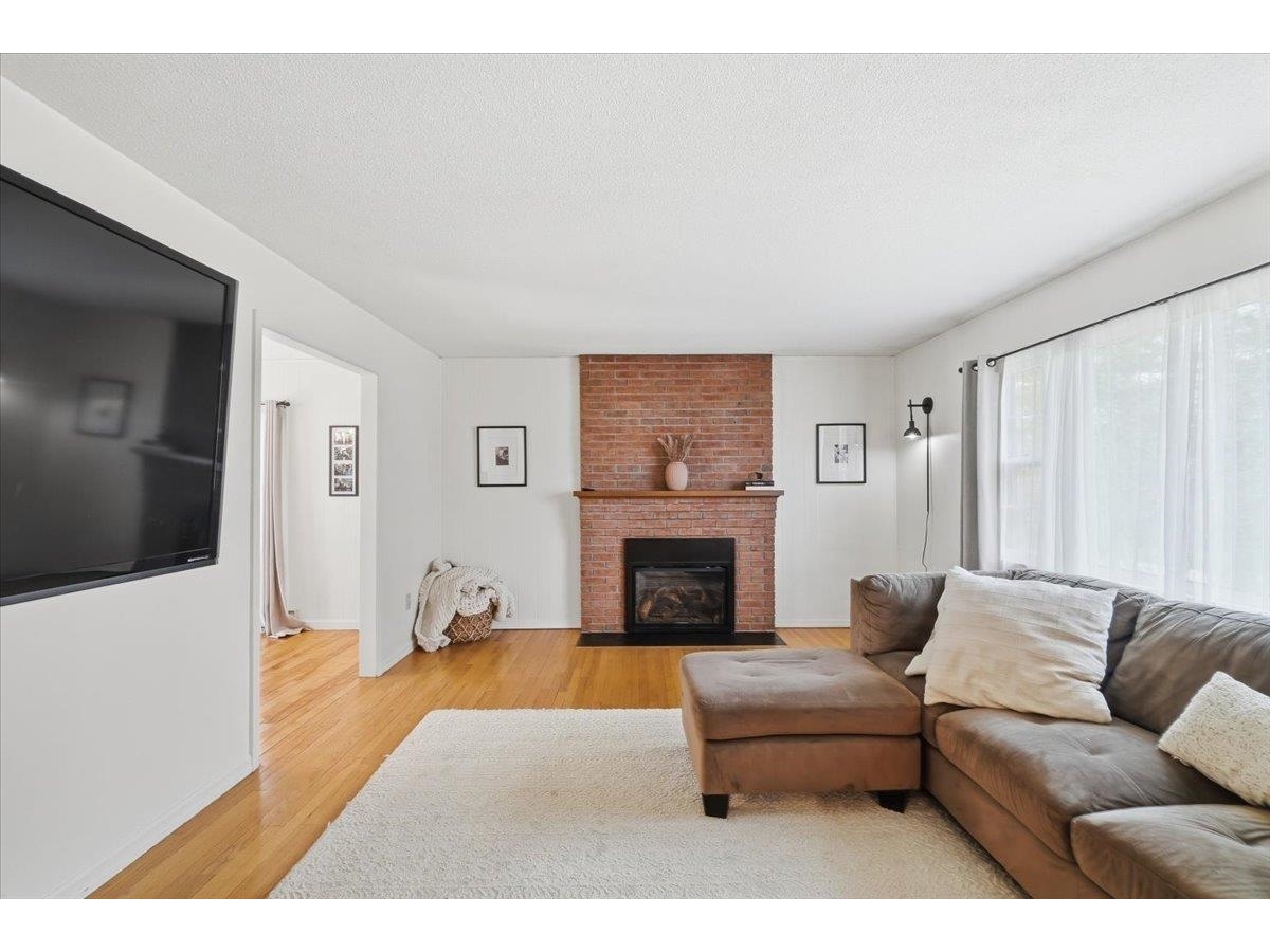 290 Collamer Circle